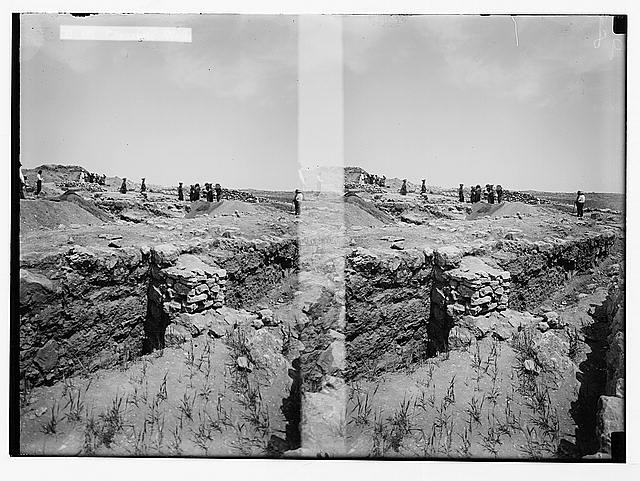 Photo:Tell el-Nasbeh Mizpah 1926 Canaanite Wall Excavation Archaeology