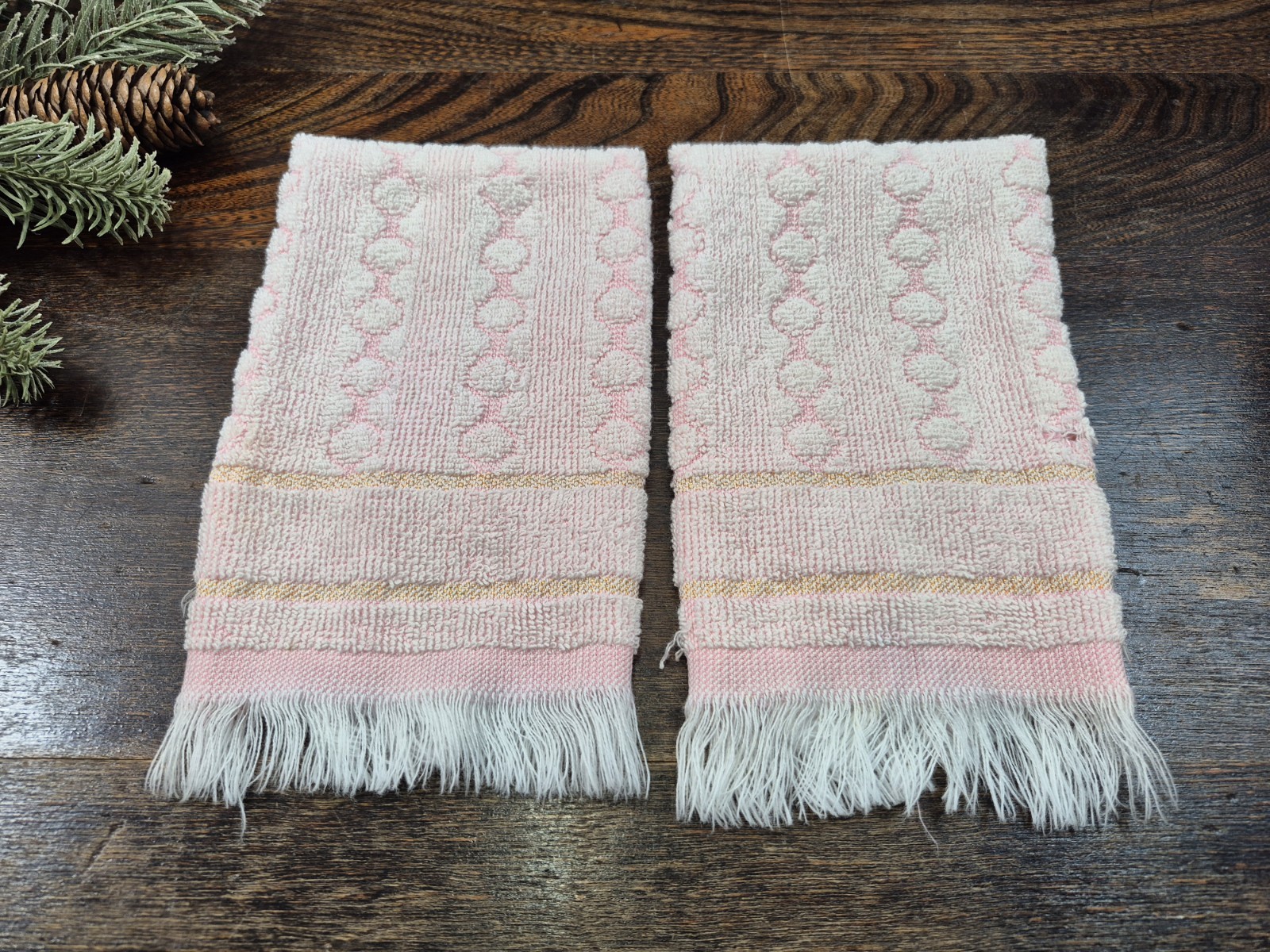 Vintage Pink, White & Gold Fingertip Towels, Set of 2, 14.5