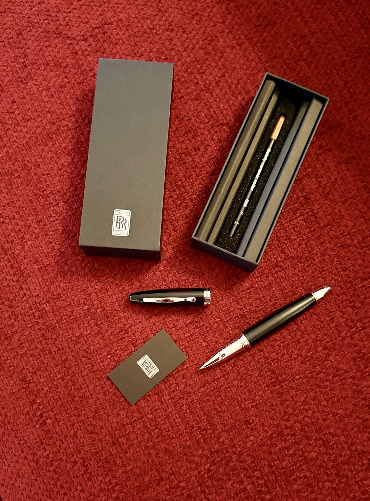 Rolls-Royce Executive Rollerball Pen with Spare Refill Ink, BNIB, Luxury AD Gift Rolls-Royce Executive Rollerball Pen with Spare Refill Ink, BNIB, Luxury AD Gift