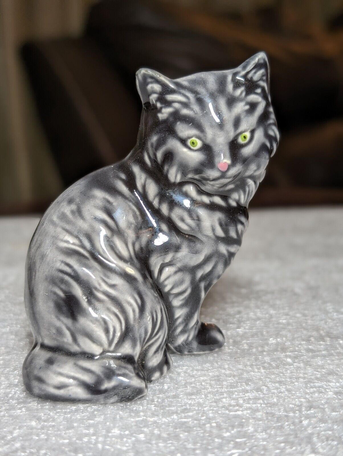 Vintage Gray Persian Sitting Kitty Cat Figurine 1982