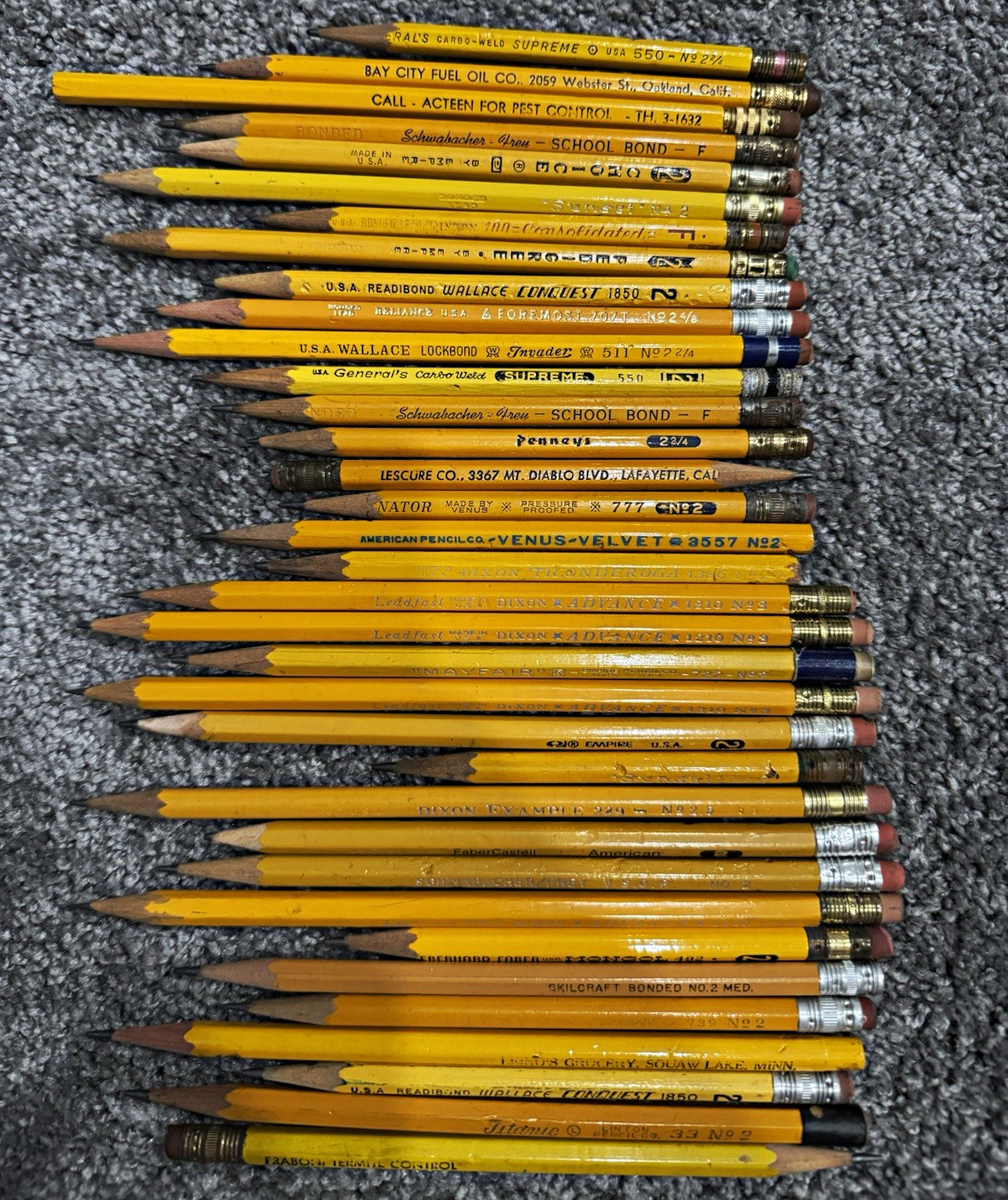 Vintage Pencil Lot of 34 - Dixon Ticonderoga, Mongol, Venus Velvet