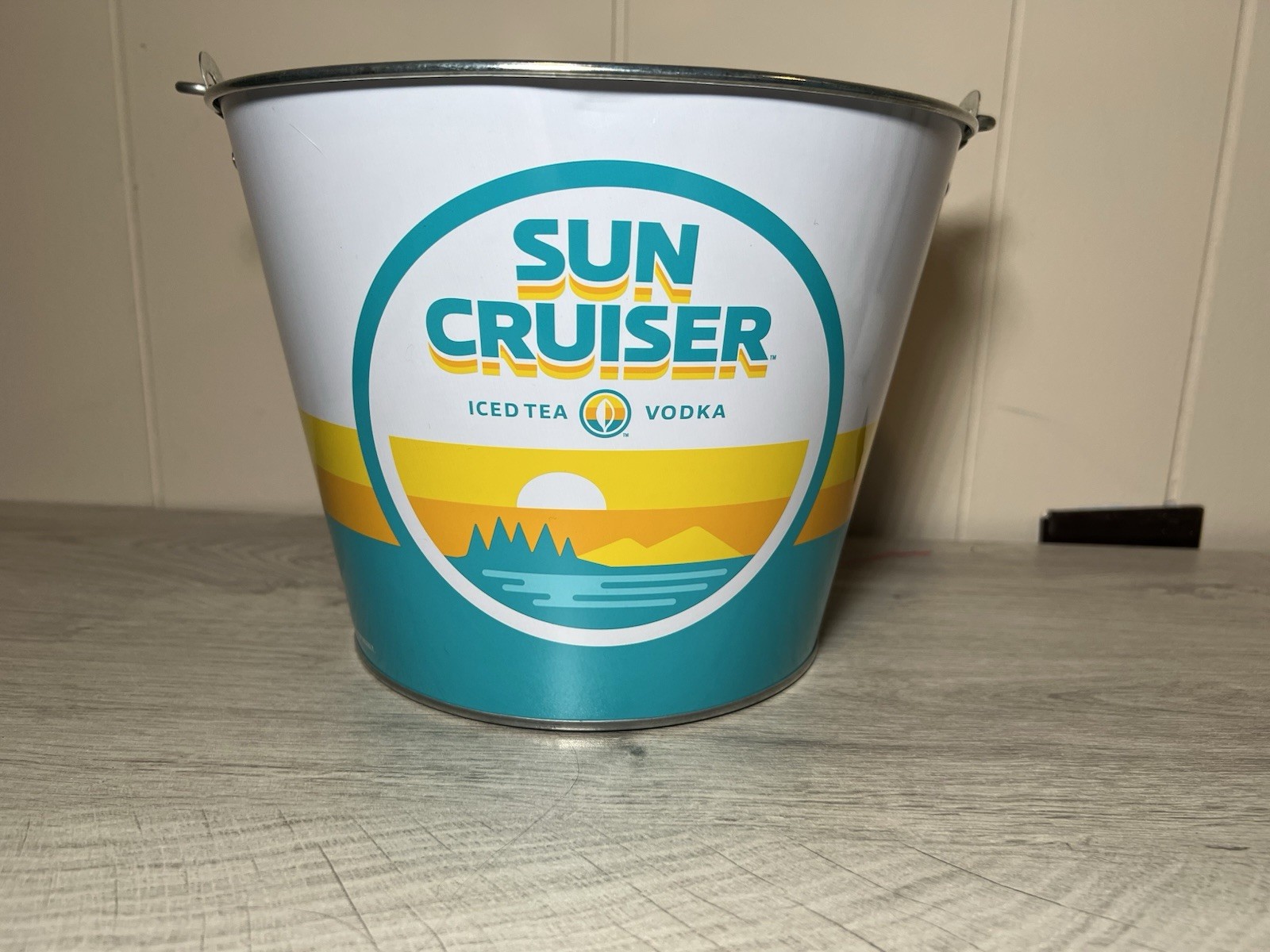 Sun Cruiser Iced Tea Vodka Beer Bucket NEW Double Sided Handle Man Cave Sun Cruiser Iced Tea Vodka Beer Bucket NEW Double Sided Handle Man Cave