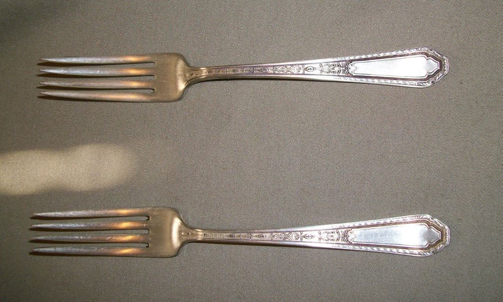 Set of 2 Antique WM Rogers Pat. Pending Silver Plate Forks