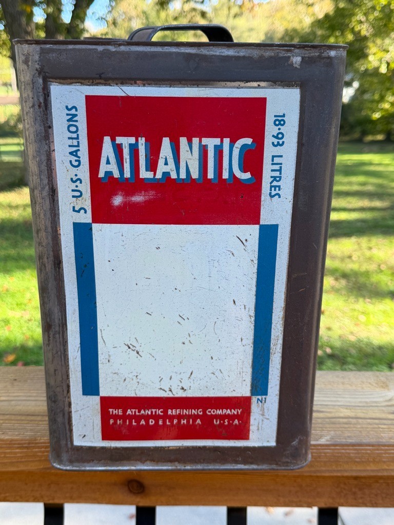 Vintage Atlantic Square 5 Five Gallon Can Empty Vintage Atlantic Square 5 Five Gallon Can Empty