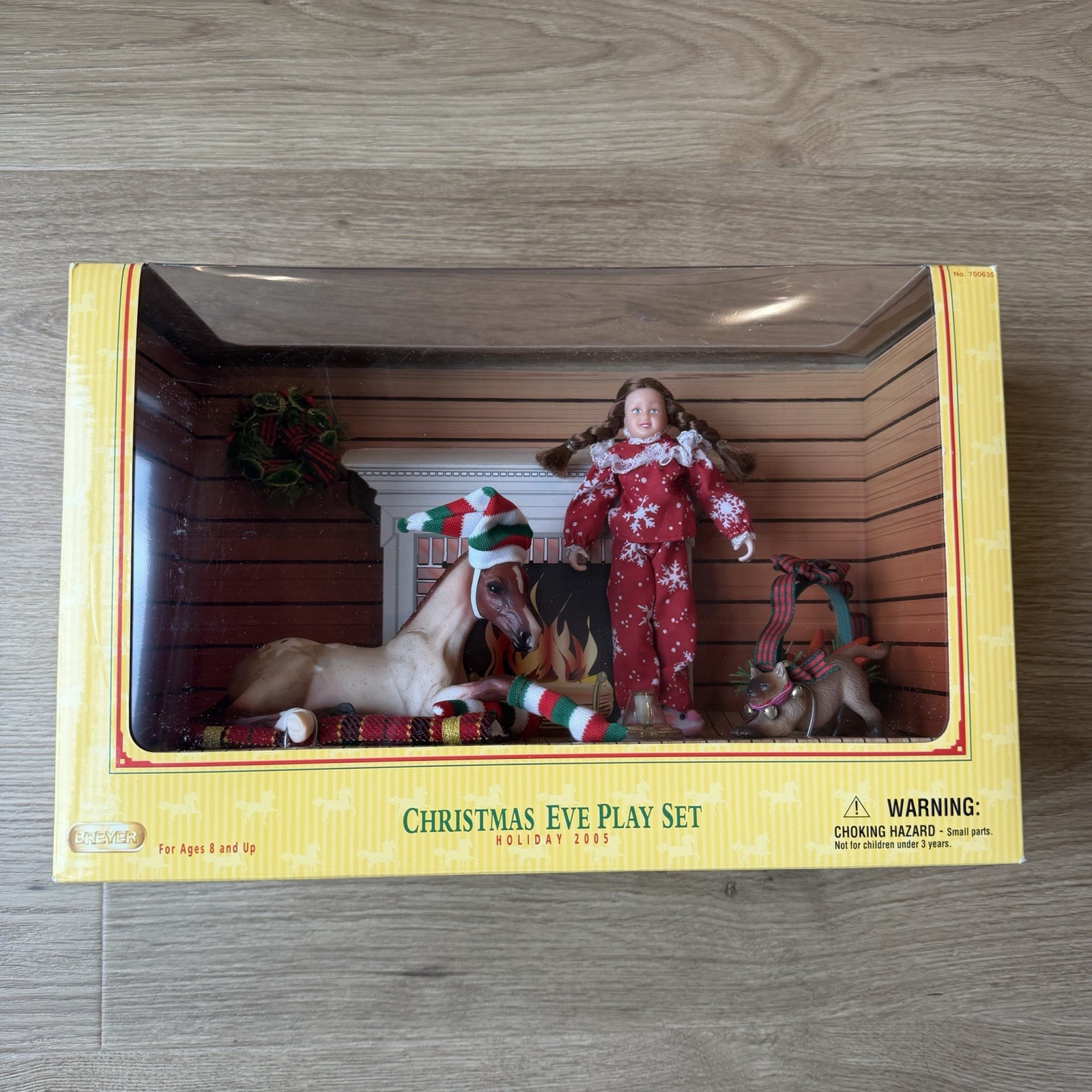 BREYER CHRISTMAS EVE PLAY SET 700635 NIB Rare ASHLEY Appy Foal Calico Cat