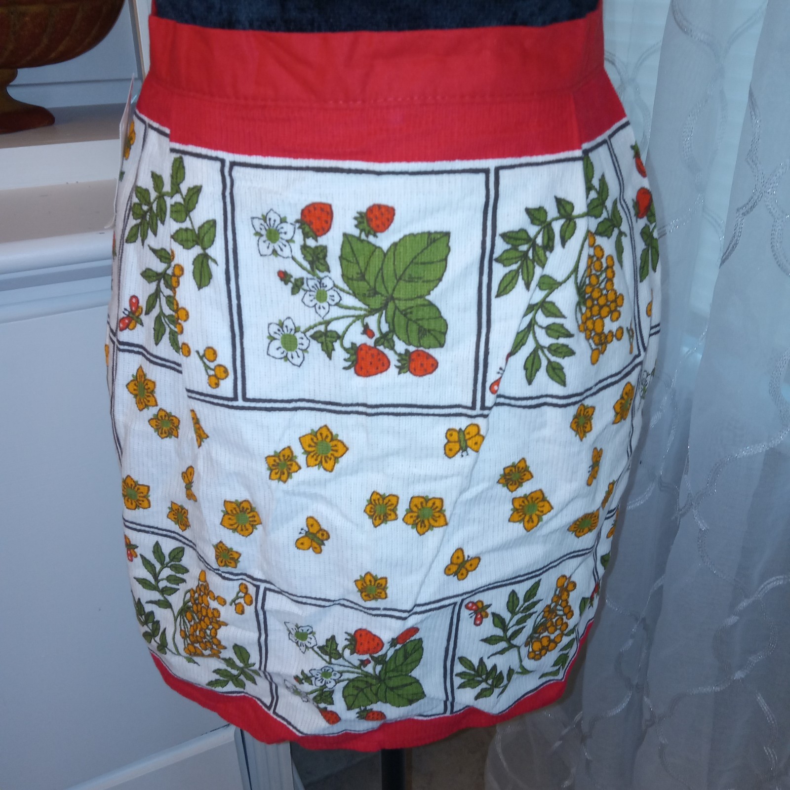 Vintage Strawberry Half Apron w/ Original Sales Tag Vintage Strawberry Half Apron w/ Original Sales Tag