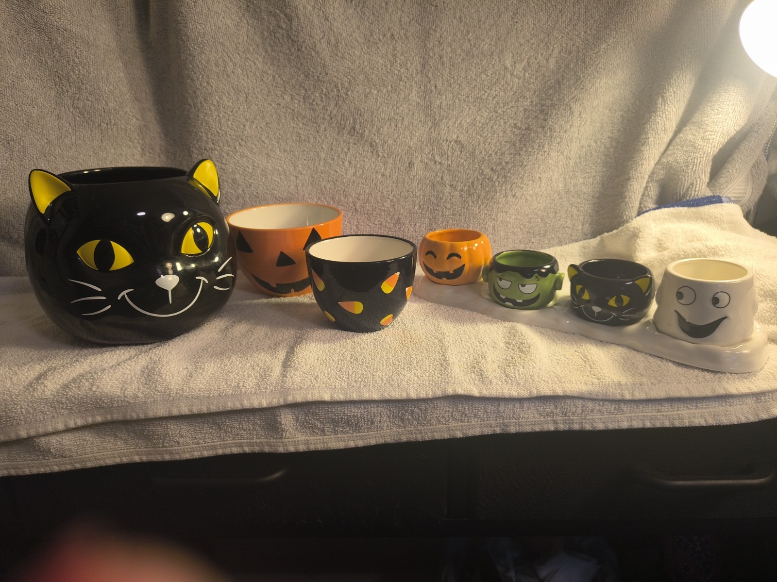 Yankee Candle Halloween Friends Lot Kookie Kitty Votive Tray Ceramic Bowls Set