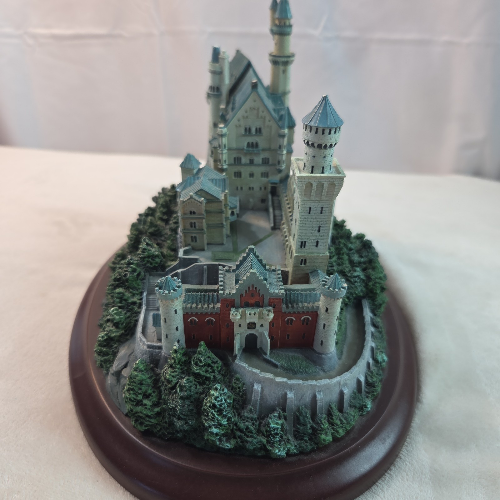 Vintage Lenox Great Castles of the World Neuschwanstein Castle 1993 Forest 10\