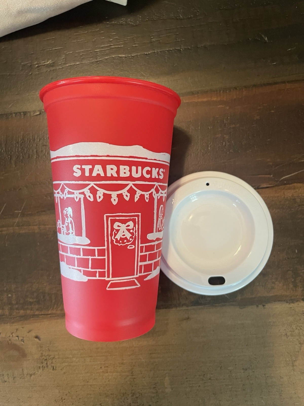 100 New Starbucks Red & White Reusable Cup with Lid, Coffee Christmas