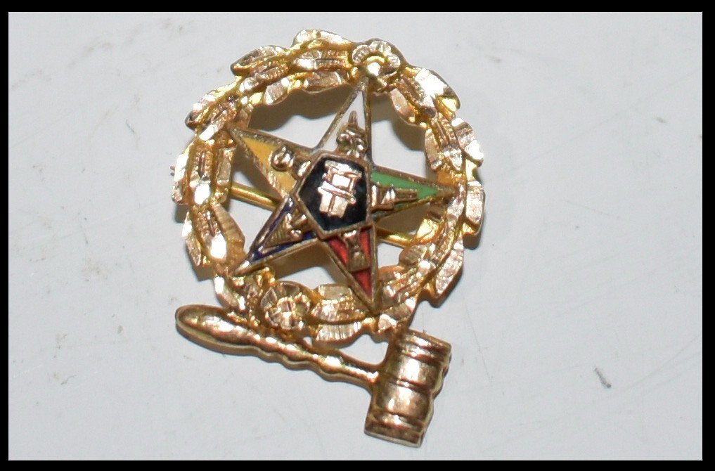 Vintage Eastern Star Masonic Lapel Pin 14k Gold