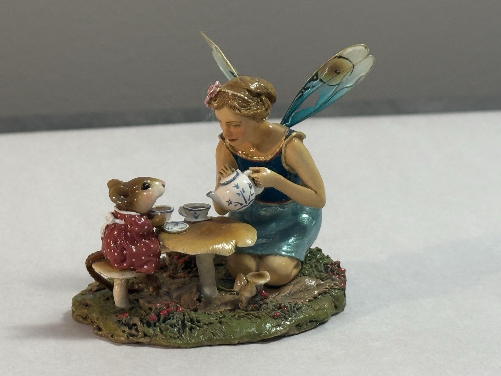 Wee Forest Folk Retired Miniature Figurine FY-1 Just a Wee Drop (WP) 2000 Wee Forest Folk Retired Miniature Figurine FY-1 Just a Wee Drop (WP) 2000