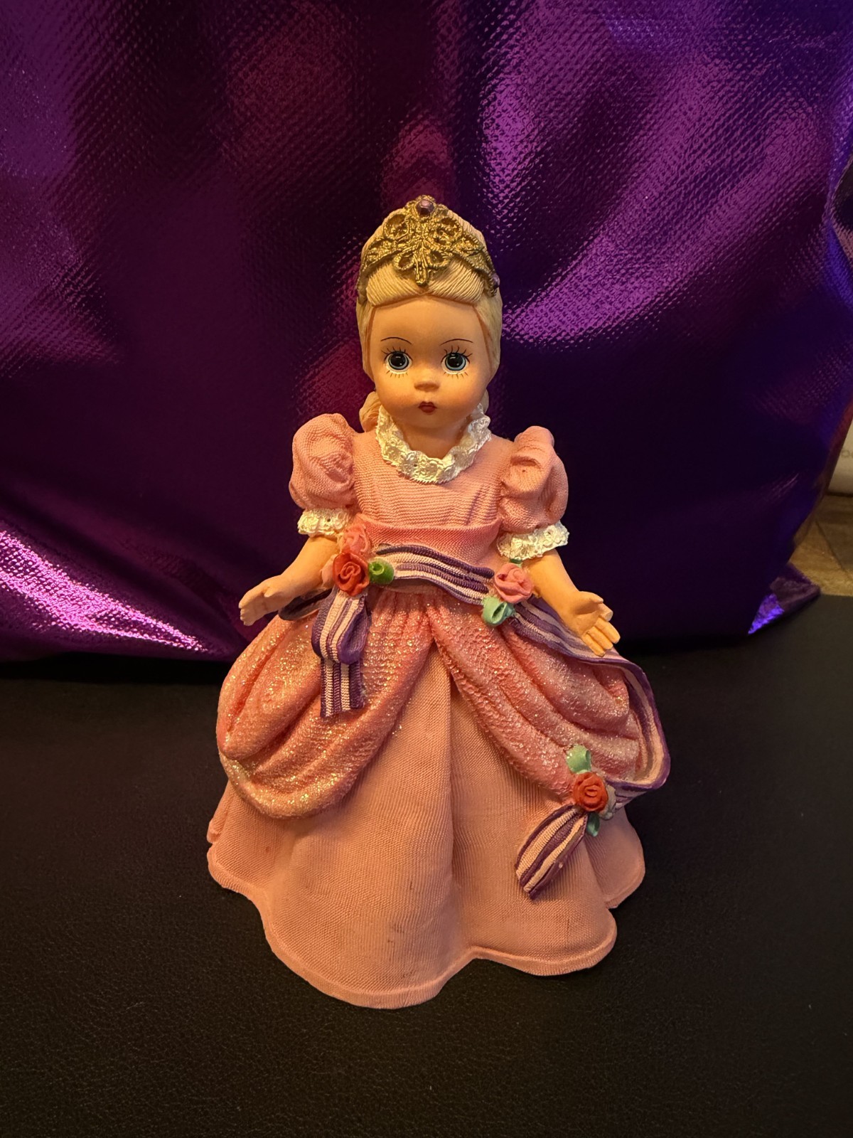 Madame Alexander Circa 1999 Cinderella Figurine 5.5\ Madame Alexander Circa 1999 Cinderella Figurine 5.5\