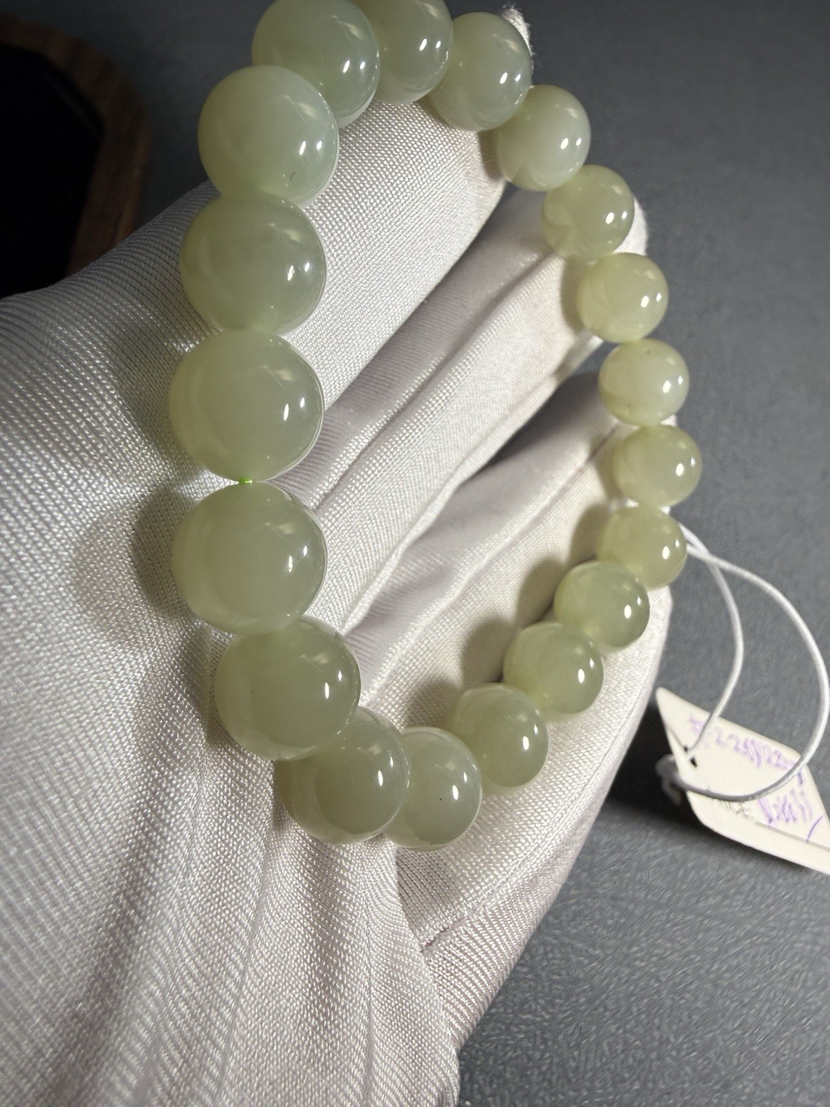 Natural Hetian Jade Bracelet – Light Green Nephrite Jade Collection