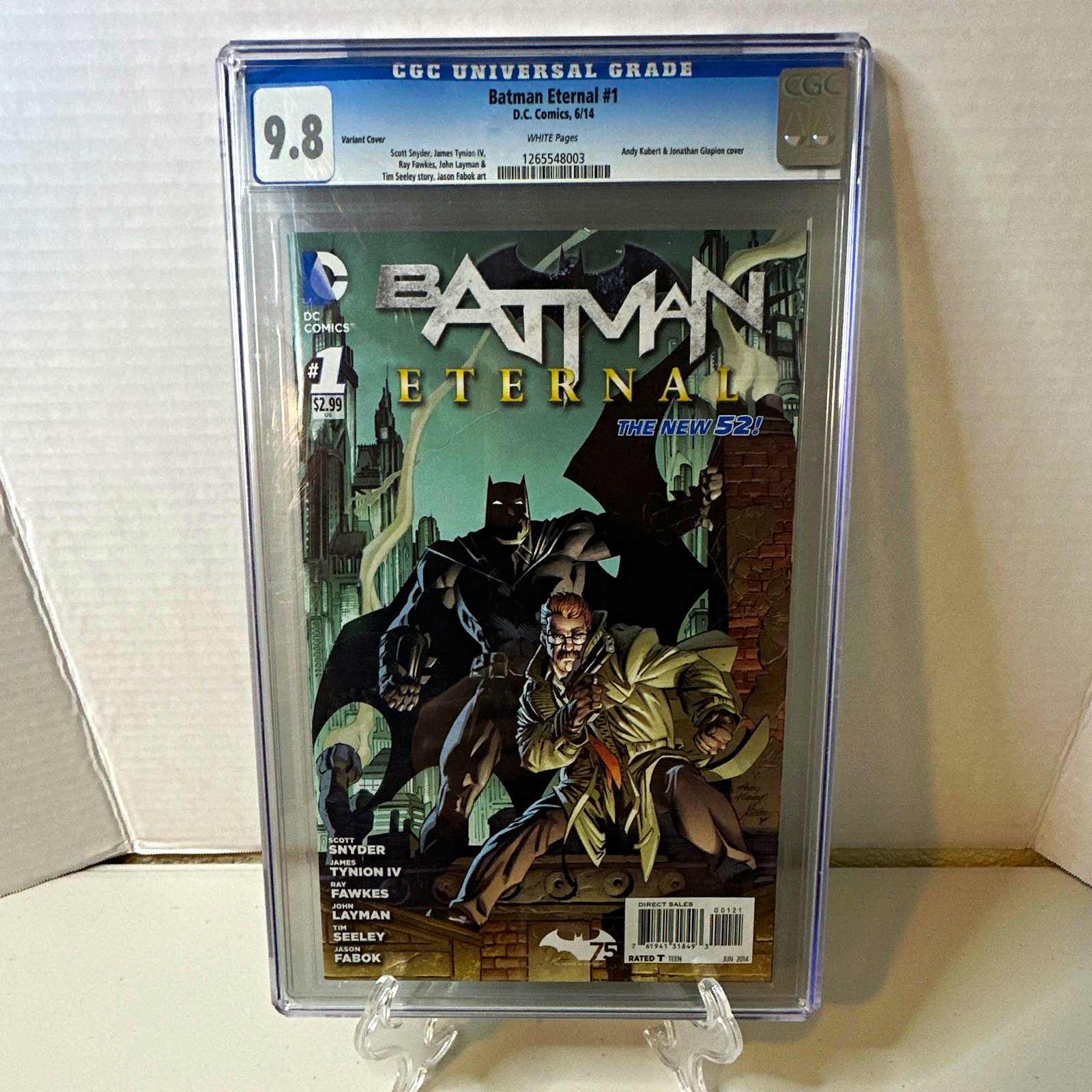 Batman Eternal #1 CGC 9.8 Variant Cover 2014 DC Comics Cert 1265548003