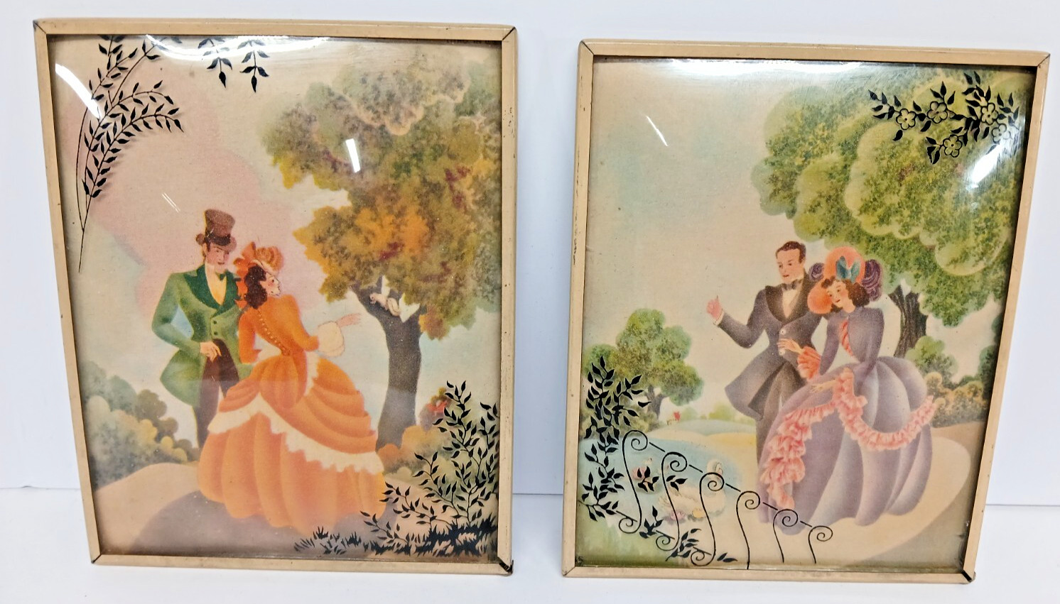 2 VTG ANTIQUE SILHOUETTE REVERSE PAINTED LOVERS CONVEX GLASS VICTORIAN PICTURES 2 VTG ANTIQUE SILHOUETTE REVERSE PAINTED LOVERS CONVEX GLASS VICTORIAN PICTURES