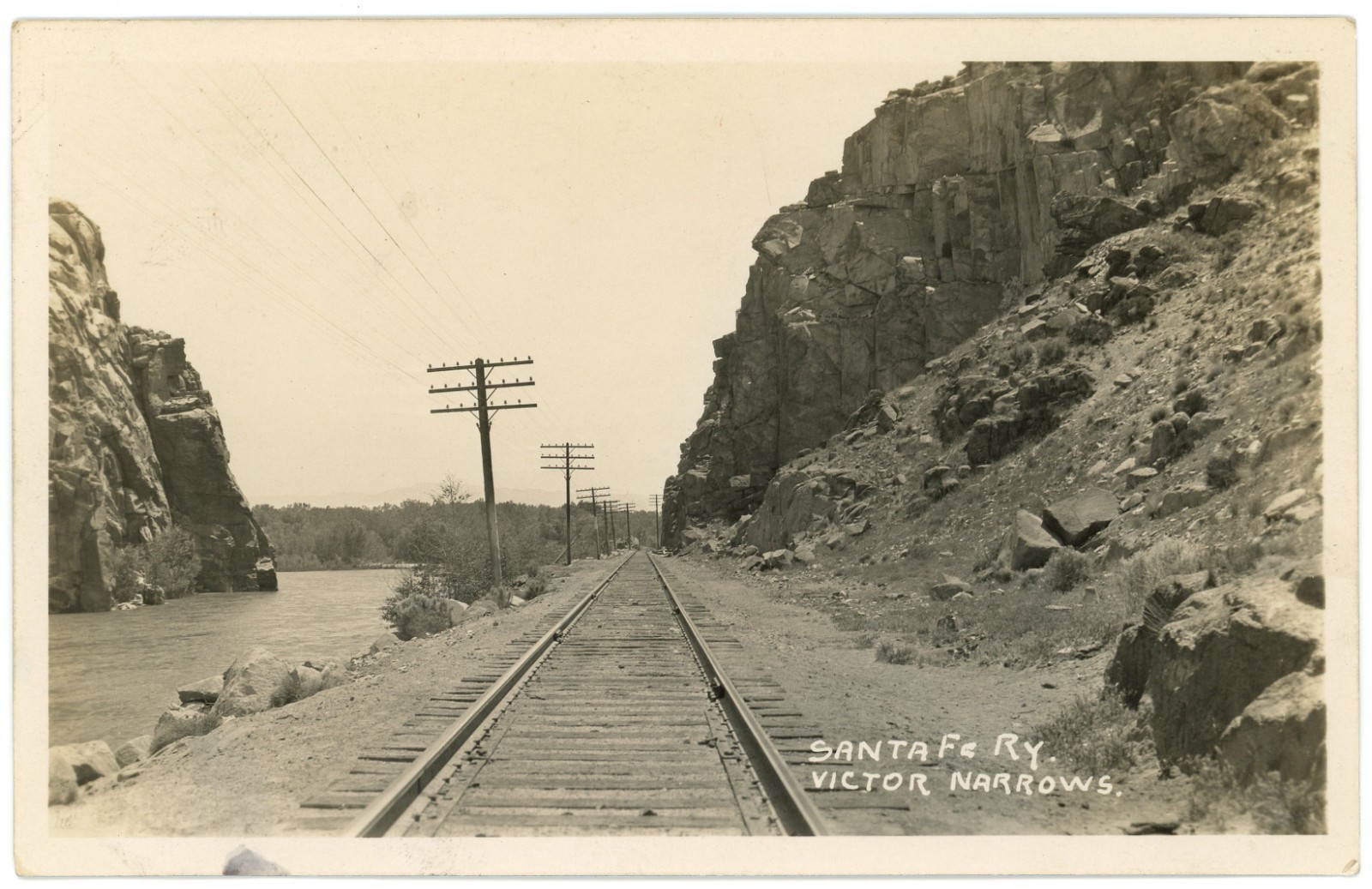 c1930 RPPC Santa Fe Ry Victor Narrows Victorville CA Railroad Mojave River Postc