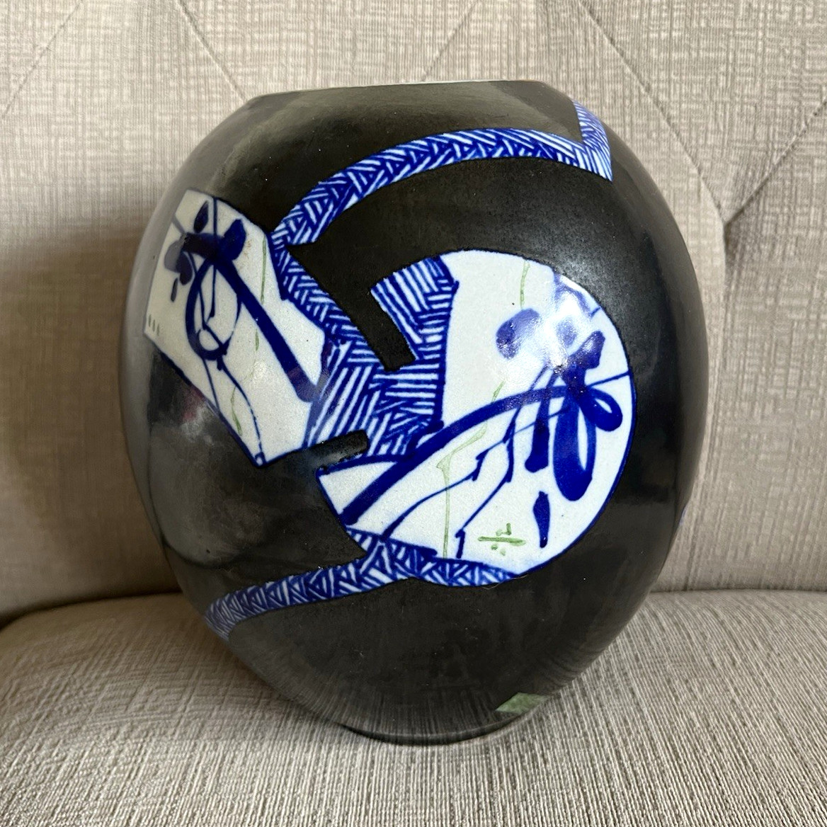 Vintage 1981 Tsukashin Studio Pottery Vase Signed Art Ceramic Blue White 11.25
