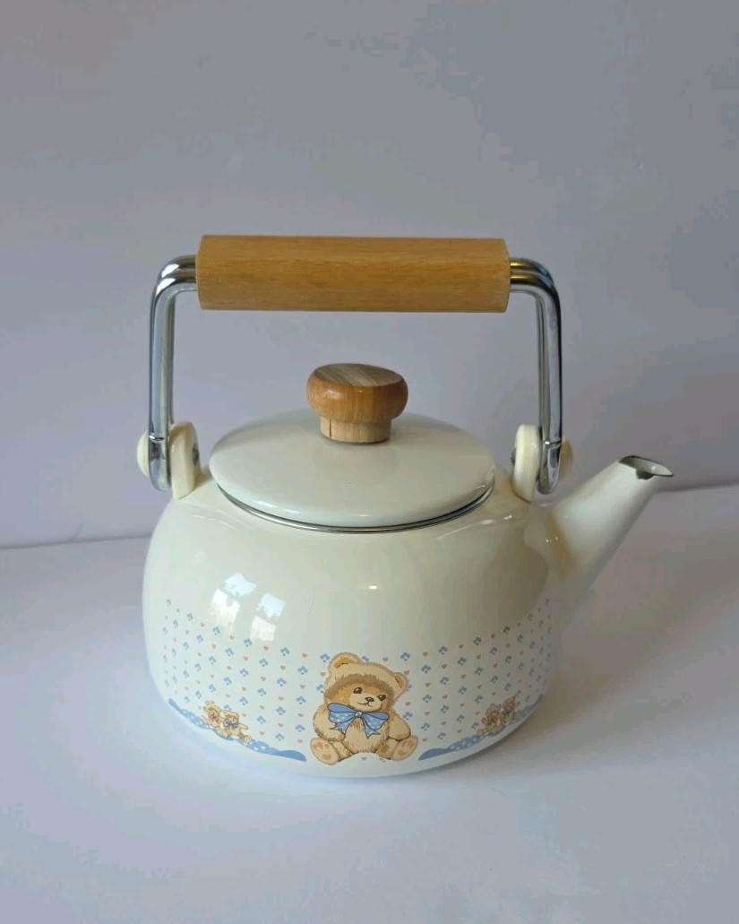 Vintage Rare Tienshan Country Bear Theodore Tea Kettle With Wooden Handle READ