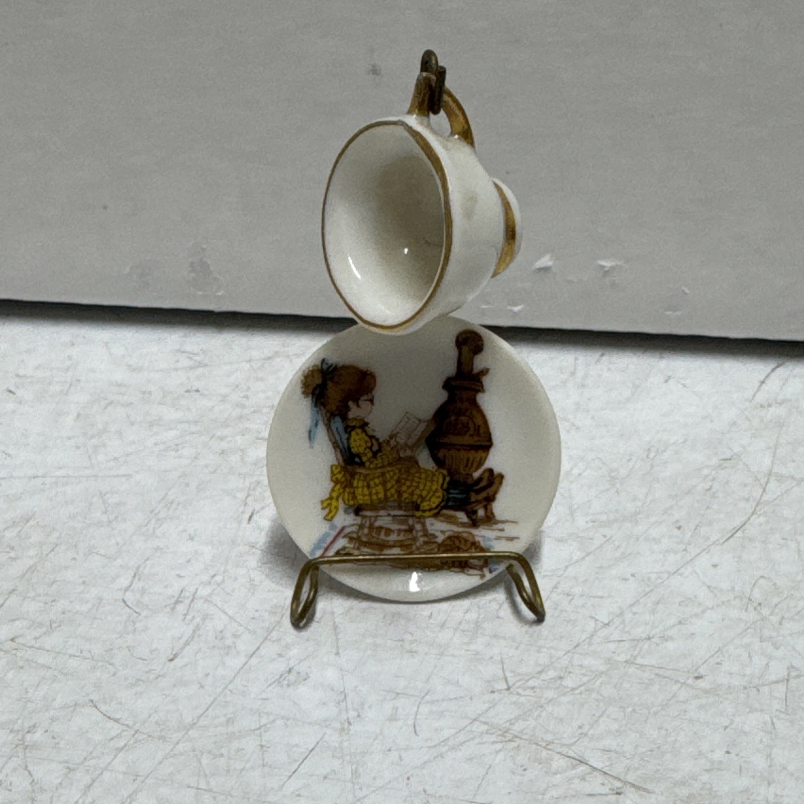 Vintage 1976 Roth Japan Miniature Cup & Saucer w Hanging Display Stand 1.25”