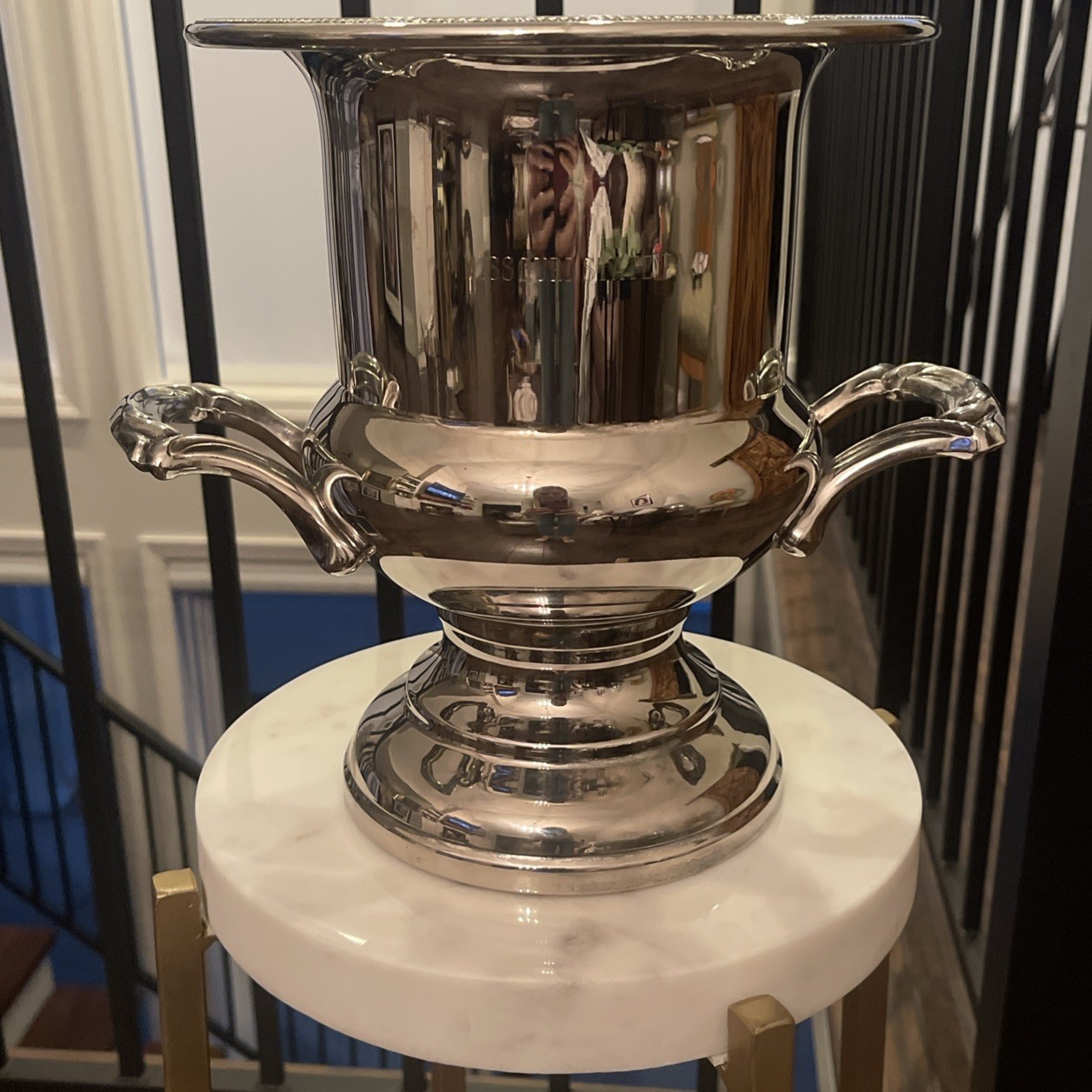Vintage Oneida Silver-Plated Trophy Champagne Bucket Wine Chiller Urn