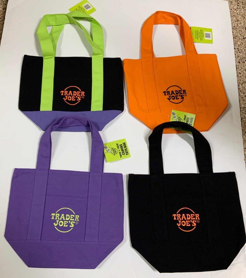 TRADER JOES HALLOWEEN 2025 TOTE BAG. NWT