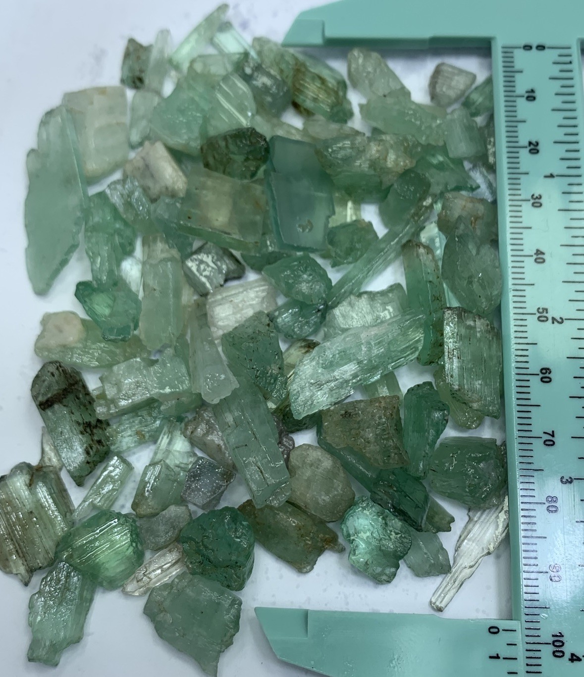 500 Ct  Kunzite Green Heat Crystal From Afghanistan