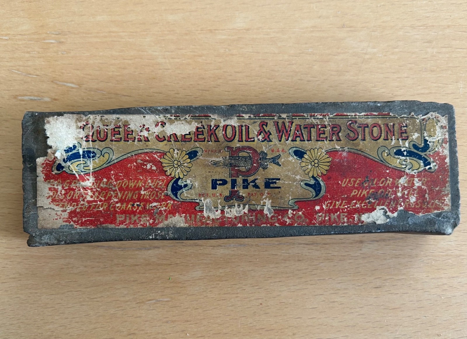 Antique PIKE Queer Creek Oil & Water Stone Original Label Antique PIKE Queer Creek Oil & Water Stone Original Label