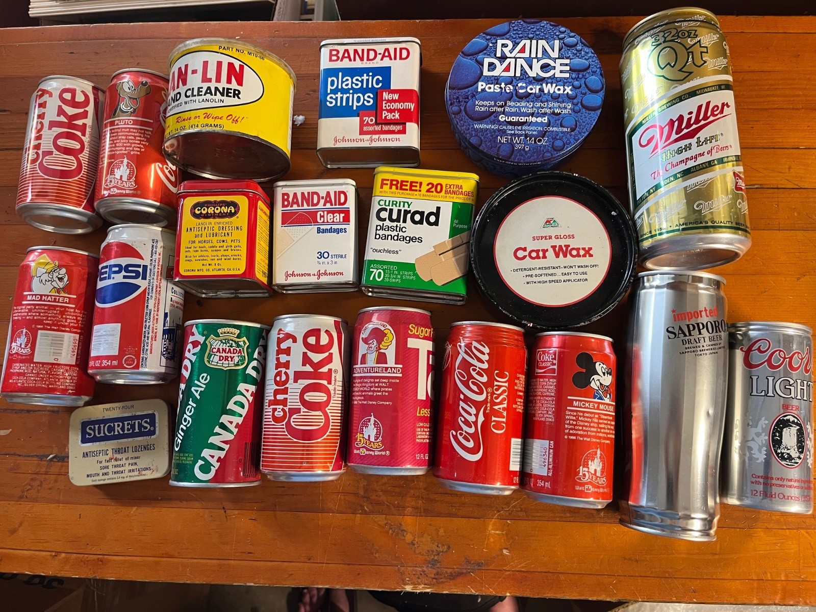 20 pc. Vintage Advertising Tin 7& Soda can Lot - COKE BAND AID CORONA LAN-LIN