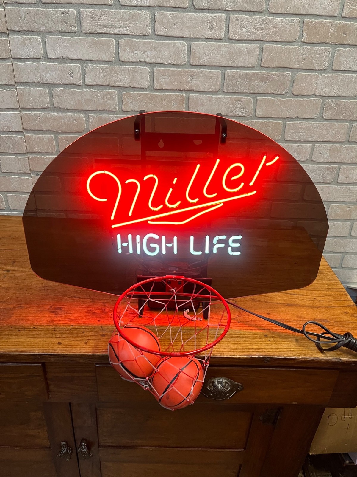 Vintage 1989 Miller High Life Basketball Bar Neon Sign Hoop w/ Balls - Works Vintage 1989 Miller High Life Basketball Bar Neon Sign Hoop w/ Balls - Works