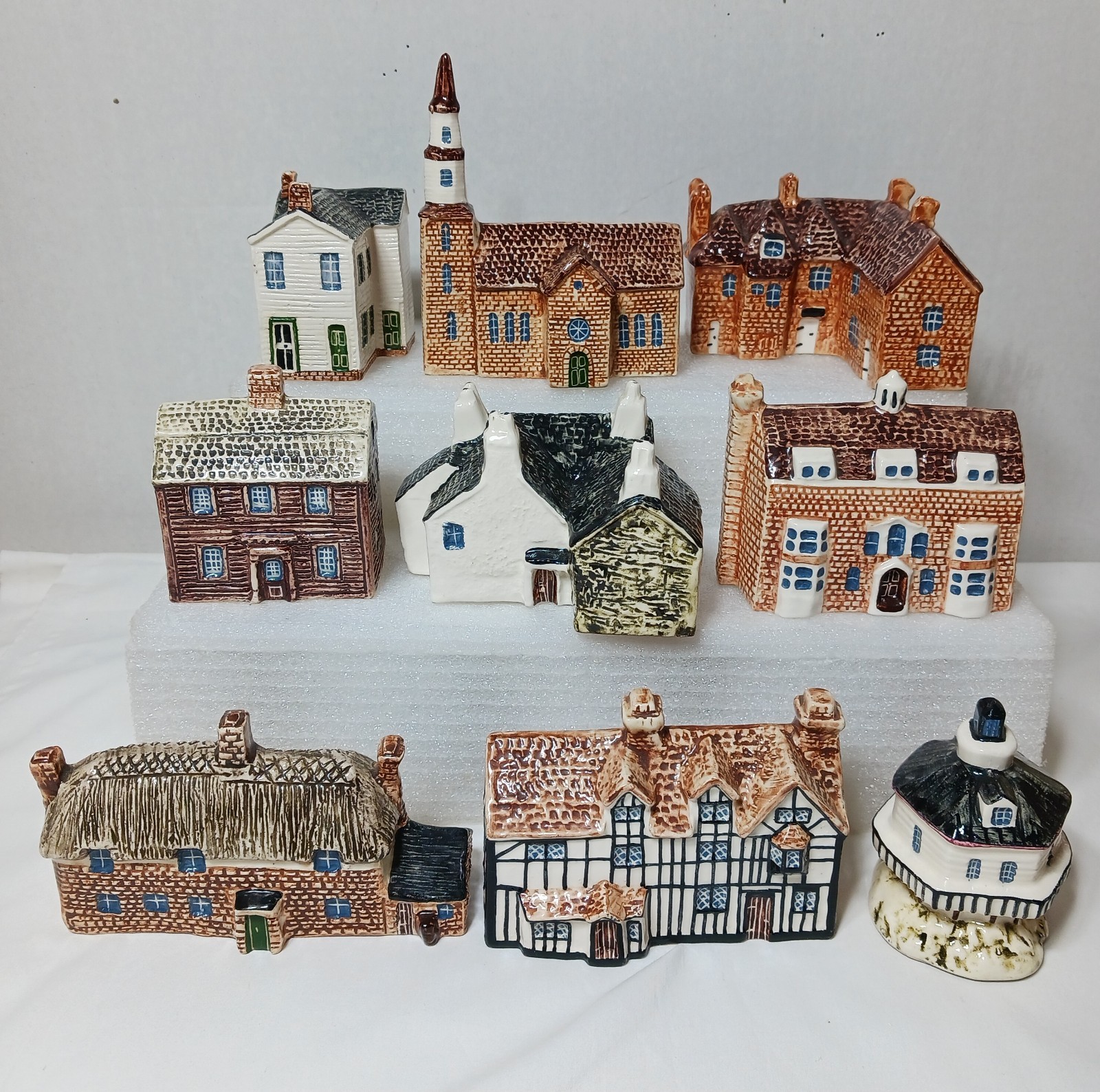 9 John Putnam\'s Heritage Houses vtg Ceramic Figurine England SHAKESPEARE Dickens 9 John Putnam\'s Heritage Houses vtg Ceramic Figurine England SHAKESPEARE Dickens