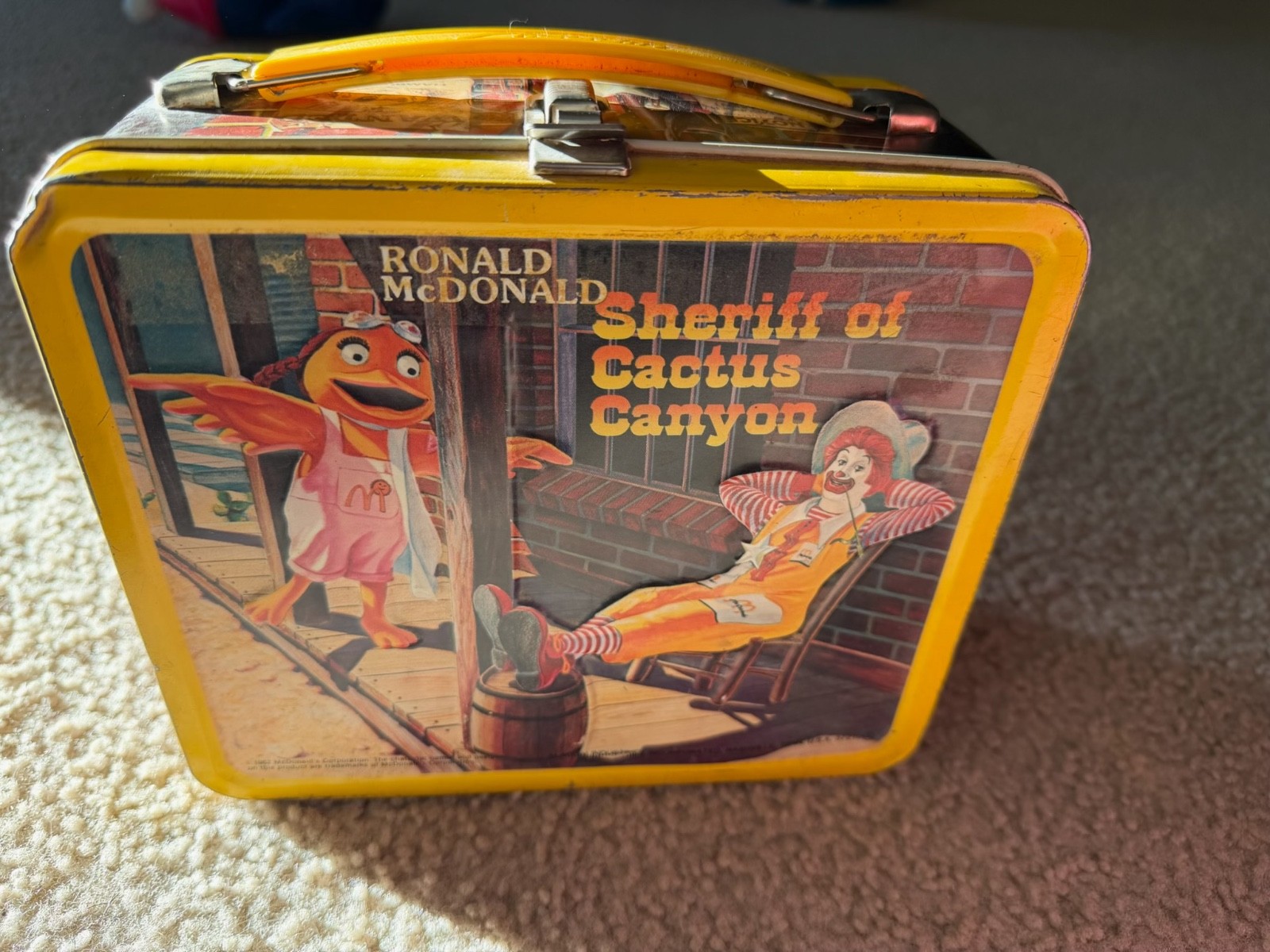 VINTAGE 1982 McDONALDS LUNCHBOX WITH THERMOS