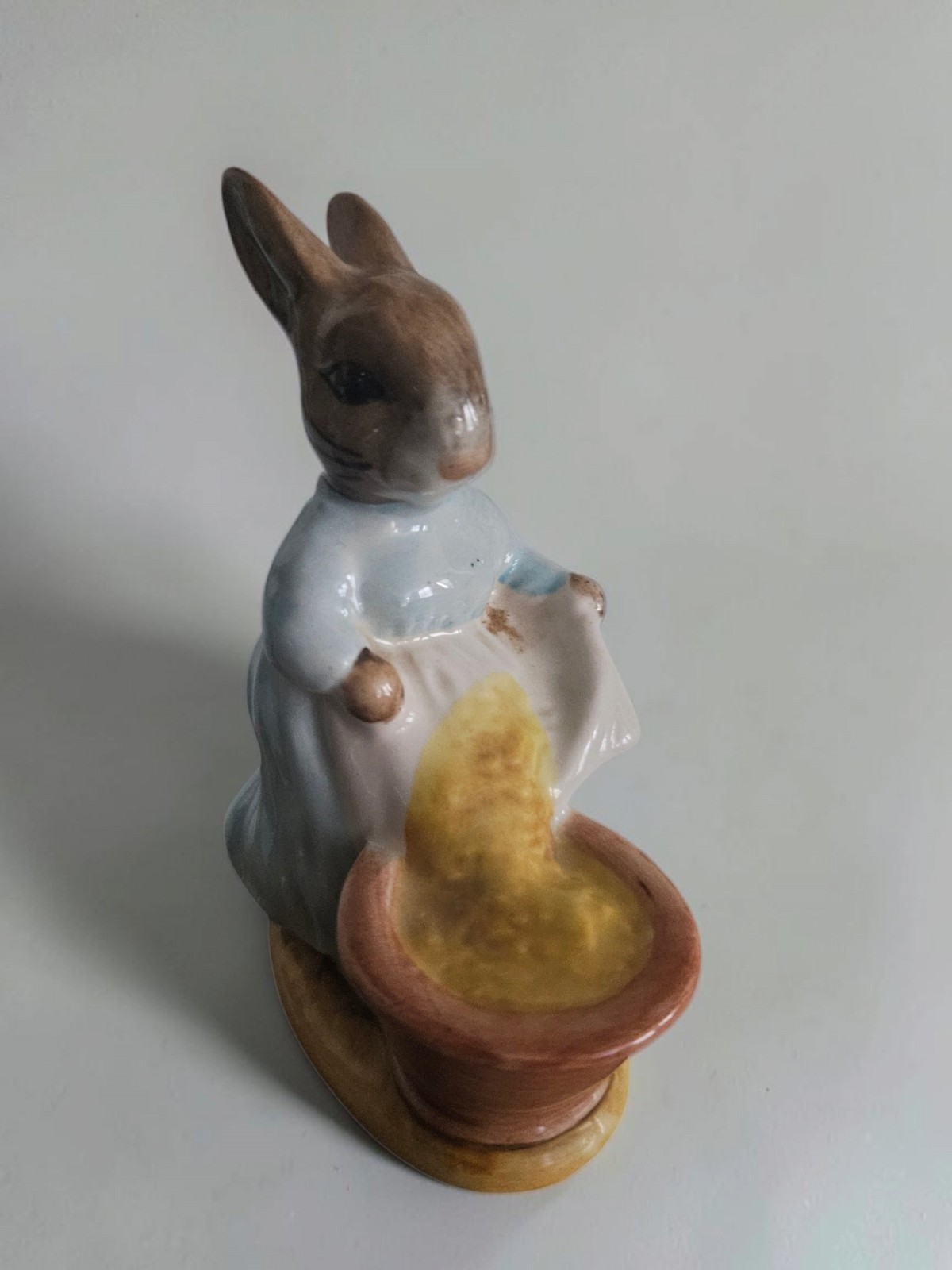 Beatrix Potter\'s Figurine Cecily Parsley F. Warne & Co. Beswick, England c. 1965 Beatrix Potter\'s Figurine Cecily Parsley F. Warne & Co. Beswick, England c. 1965