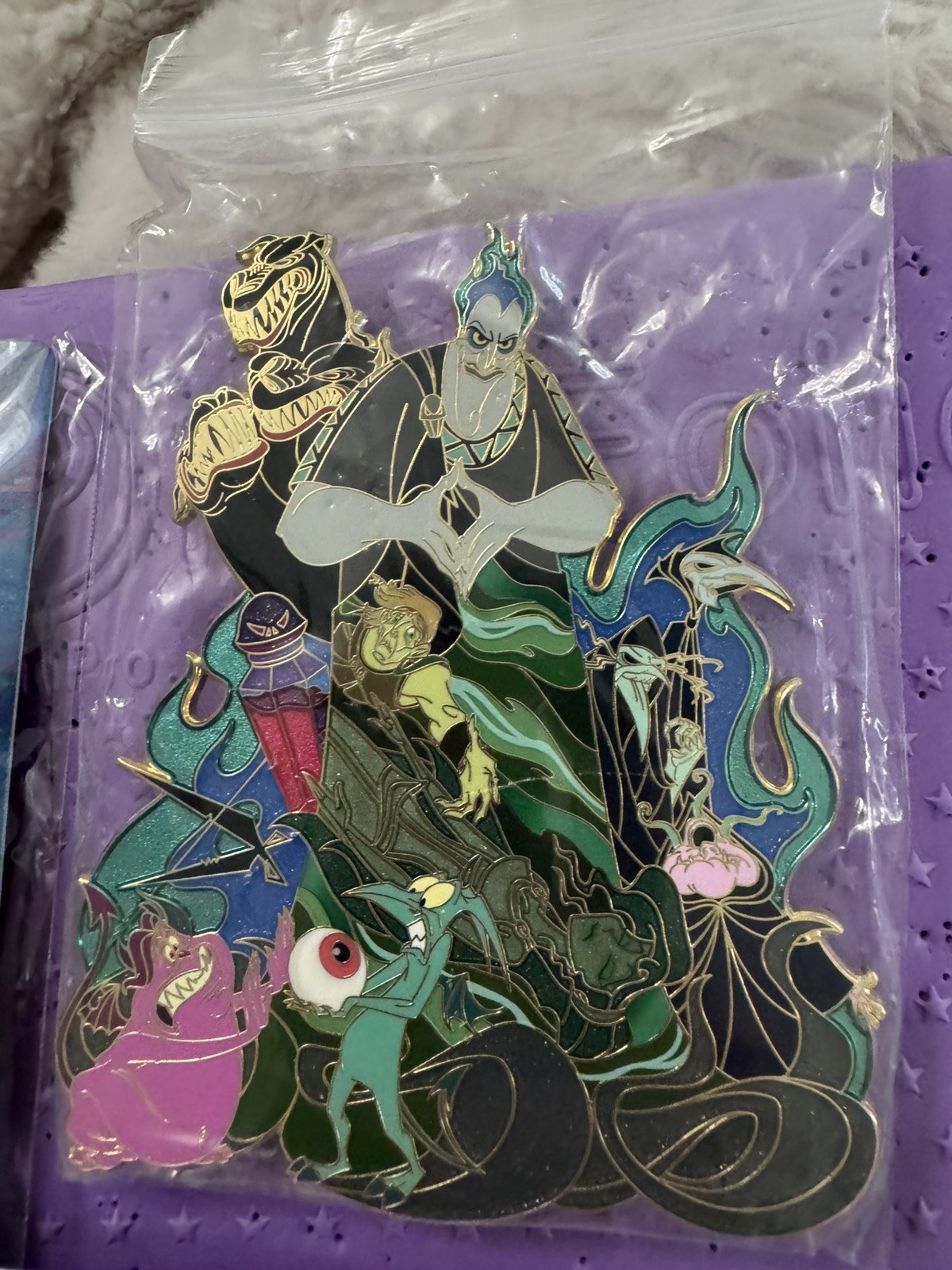 Fantasy MAGICAL TRENDS FL Hades Glow in the Dark Jumno Pin