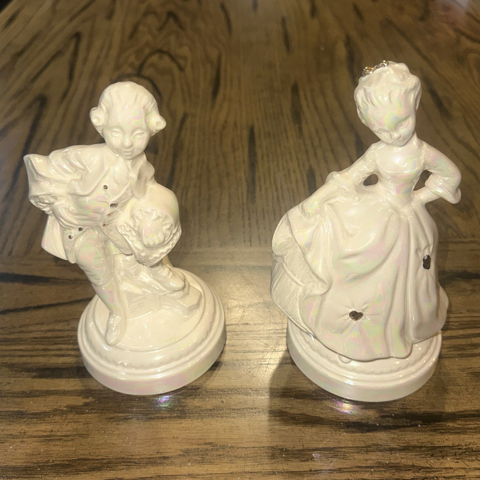 Holland Mold Woman Man Set Hand Painted Iridescent Pearl White Gold Signed N.R Holland Mold Woman Man Set Hand Painted Iridescent Pearl White Gold Signed N.R