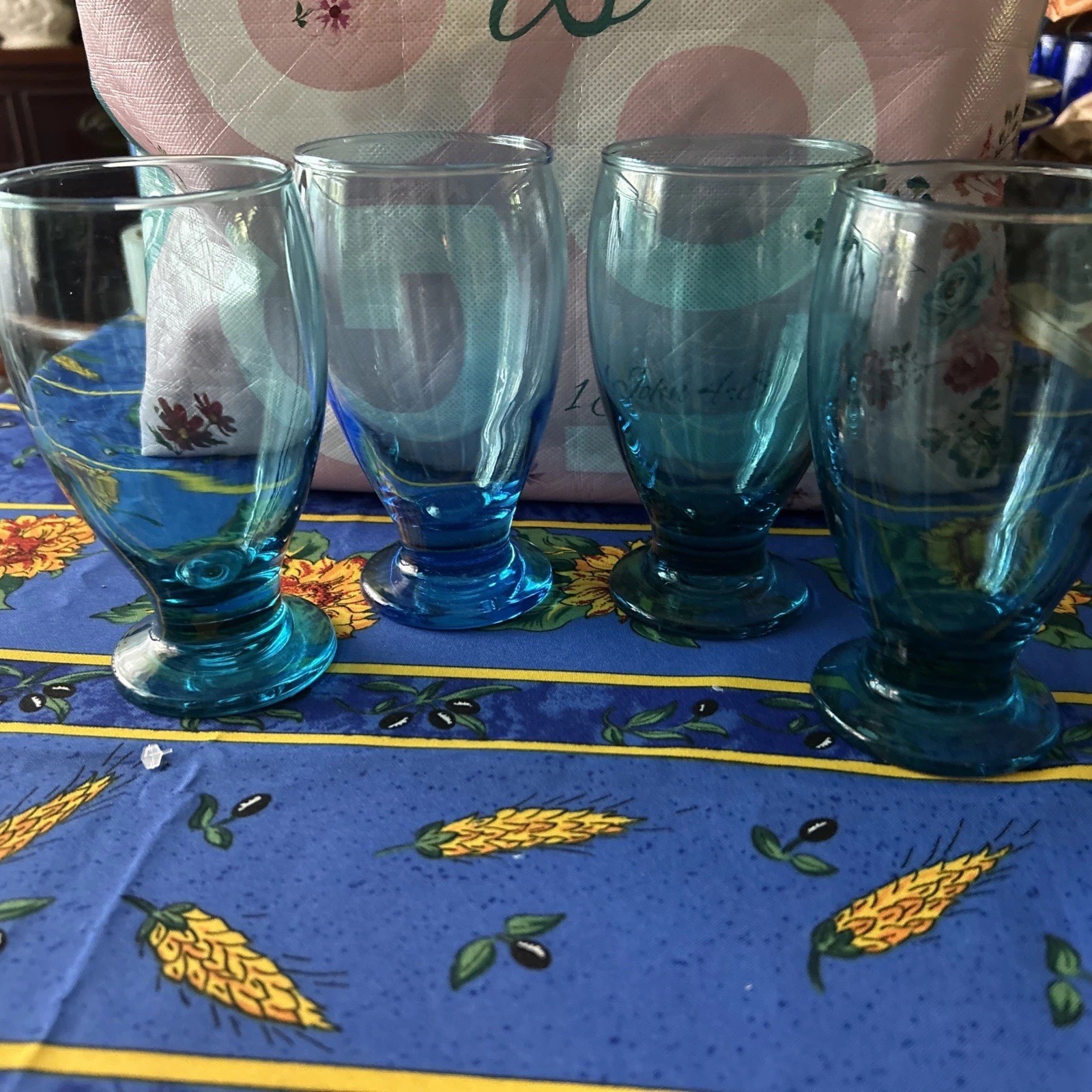 Vtg B/f ‘07 Cristar Aqua Blue Water Glasses W/pedestal.