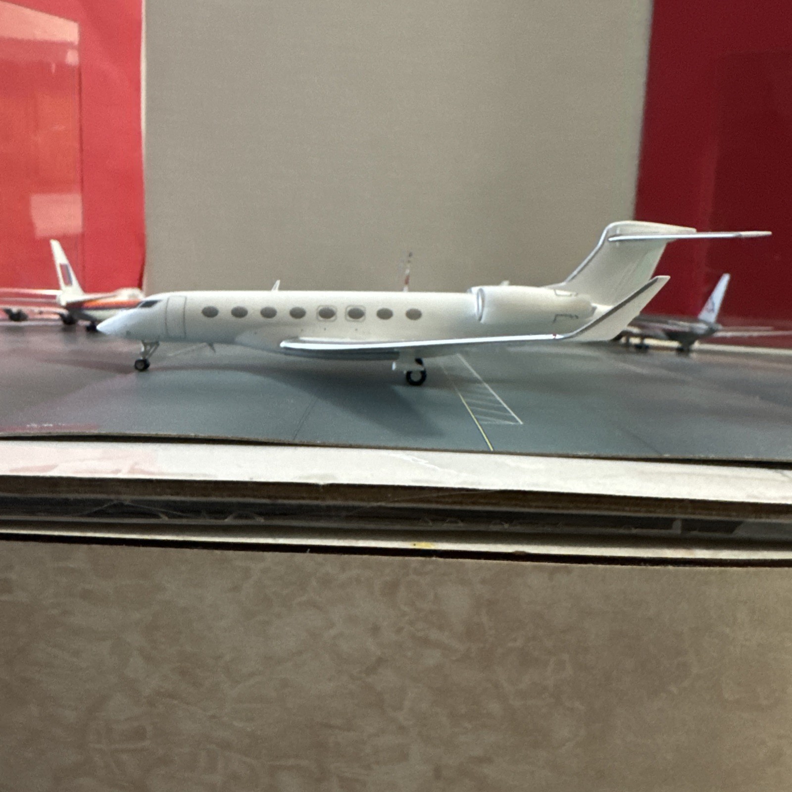 JC Wings 1:200 Die-cast model Blank Gulf-Stream G-650 ''Blank series''  BK1042