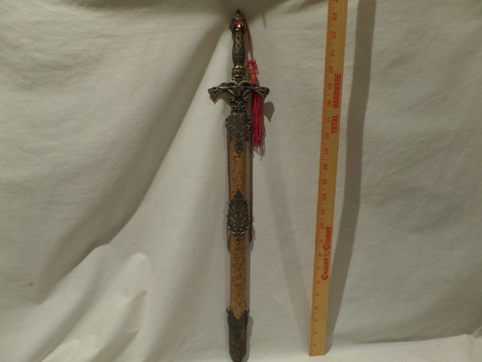 Ornate collectable 24
