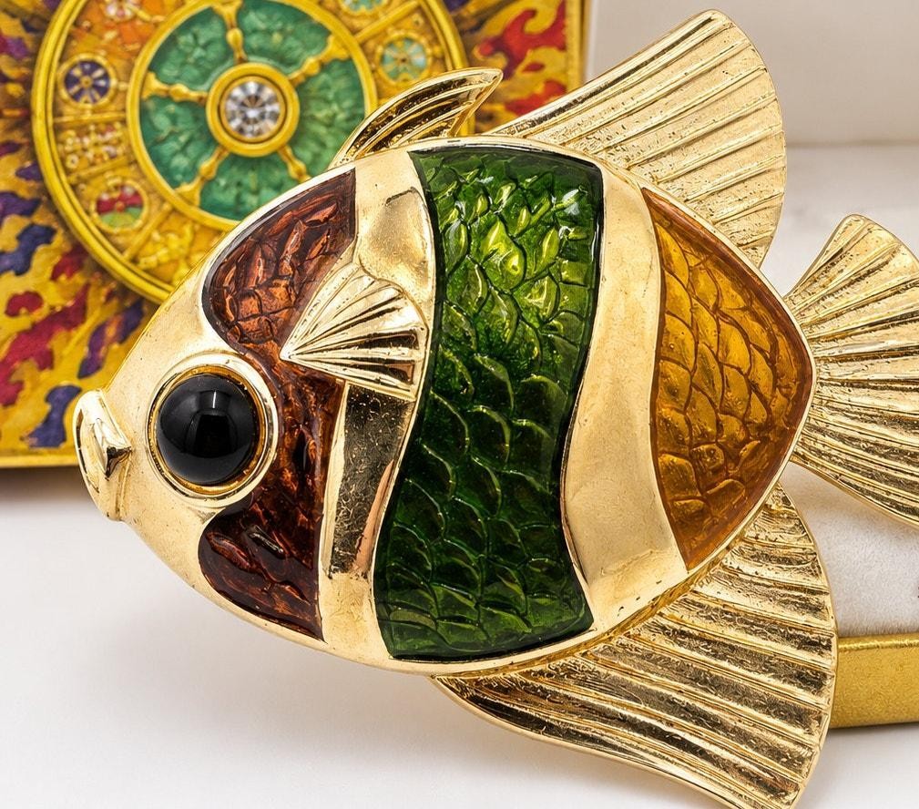 Vintage Estee Lauder Tropical Fish Solid Perfume Compact Complete InnerOuter Box Vintage Estee Lauder Tropical Fish Solid Perfume Compact Complete InnerOuter Box