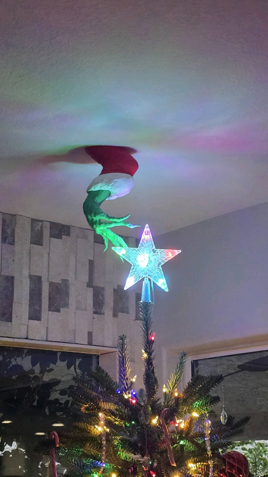 Grinch Arm/Hand - Christmas Decor Ornament holder