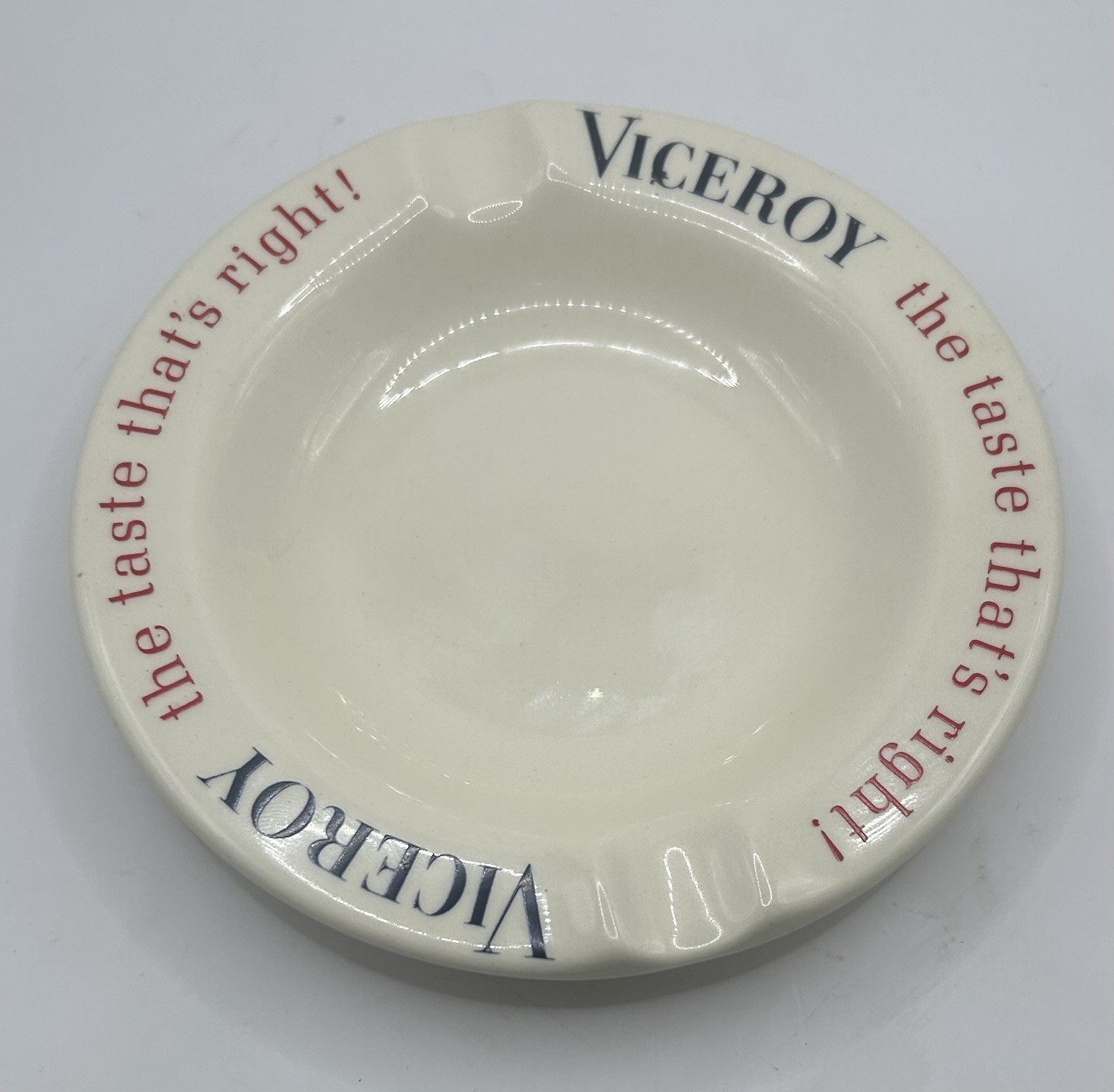 Vintage 1960s Viceroy Cigarette Ceramic Ashtray The Taste Thats Right B&W Leaf