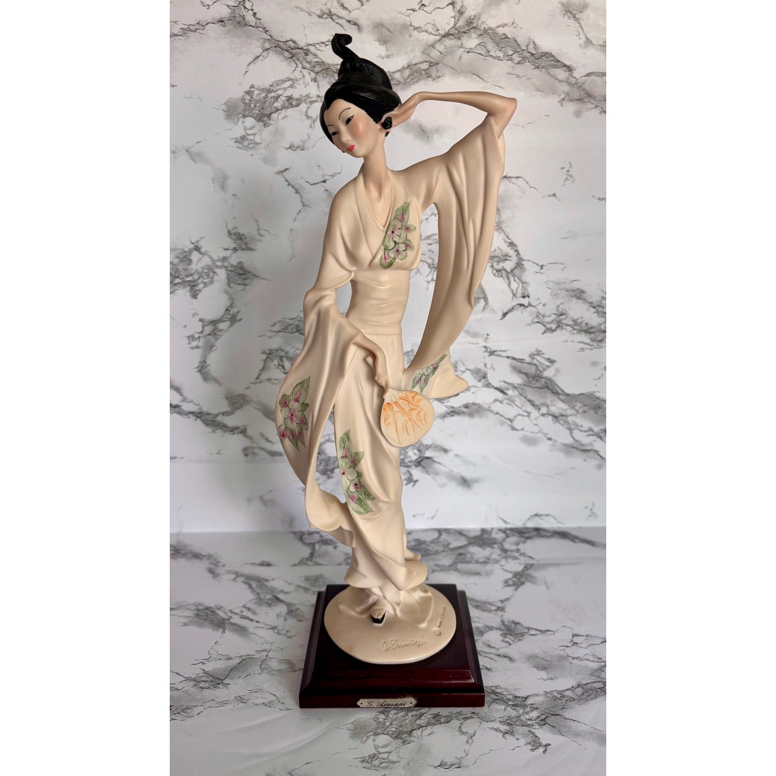 Vintage Giuseppe Armani Oriental Lady Fan Geisha Figurine Italy Signed 14.25