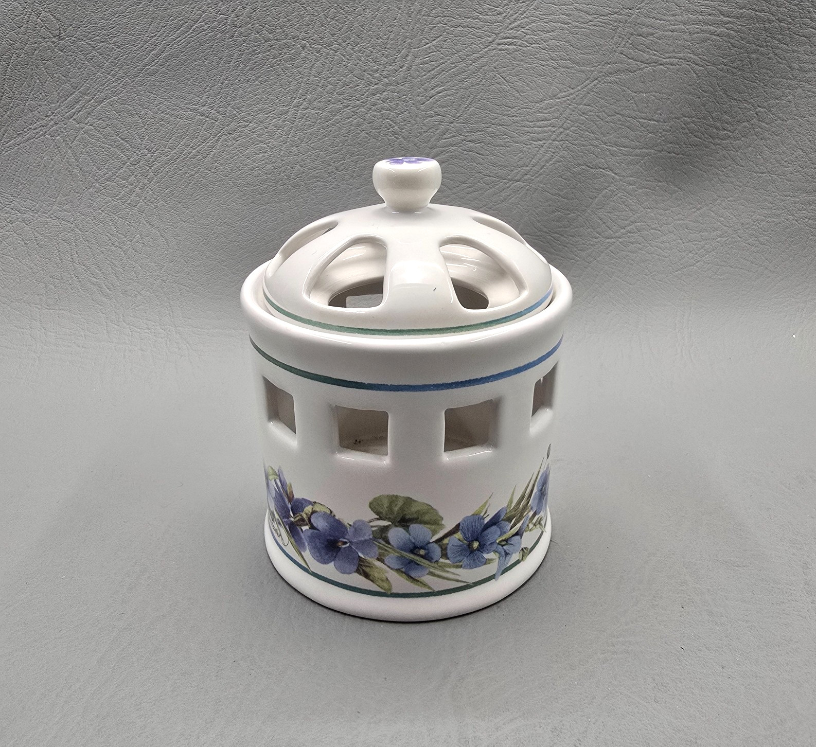 VTG Hallmark Nature’s Sketchbook Votive Candle Holder Marjolein Bastin Floral
