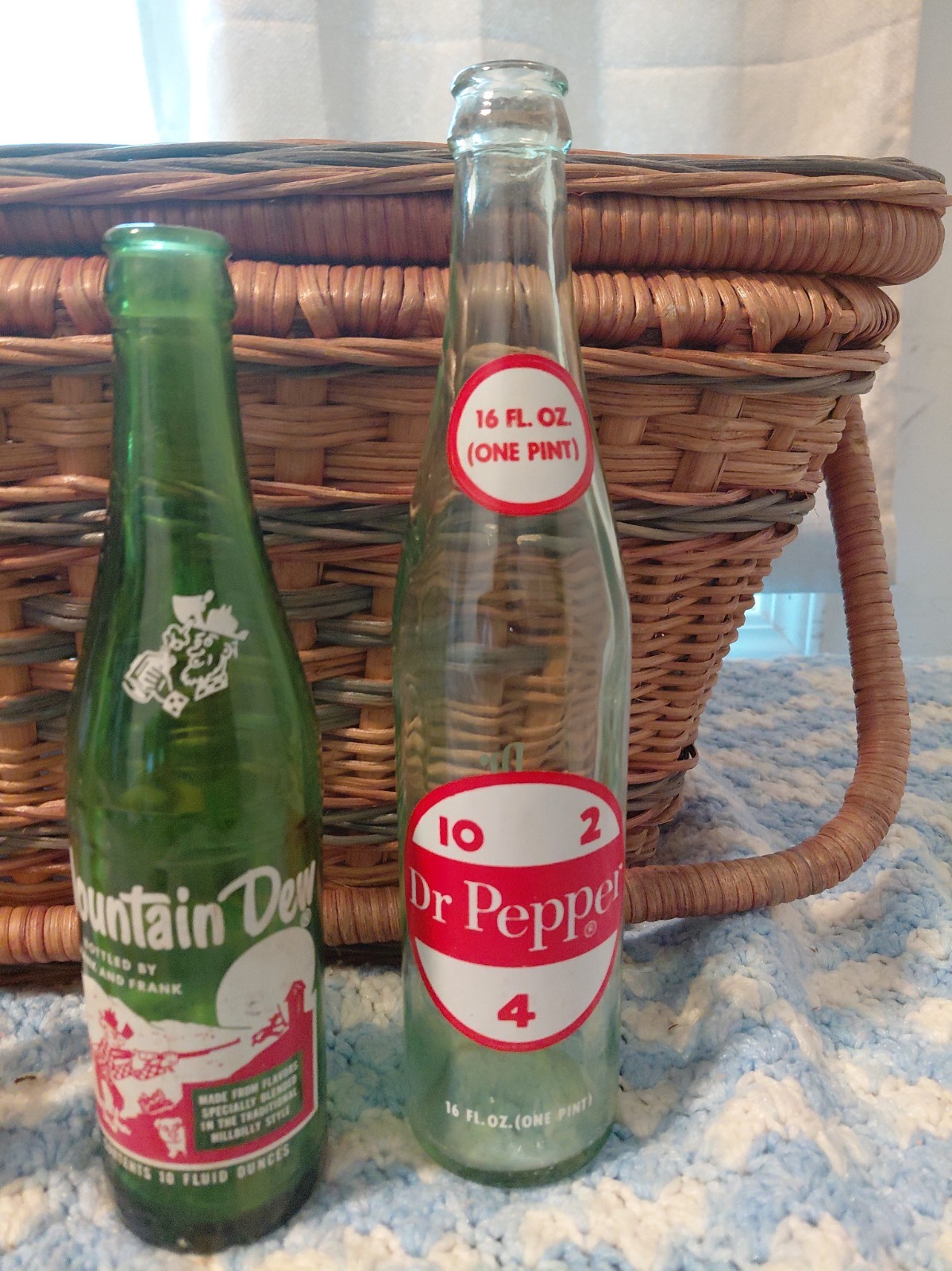 Vintage 10 oz Mountain Mt Dew Hillbilly Bottle And Vintage Dr Pepper 12 Oz Vintage 10 oz Mountain Mt Dew Hillbilly Bottle And Vintage Dr Pepper 12 Oz
