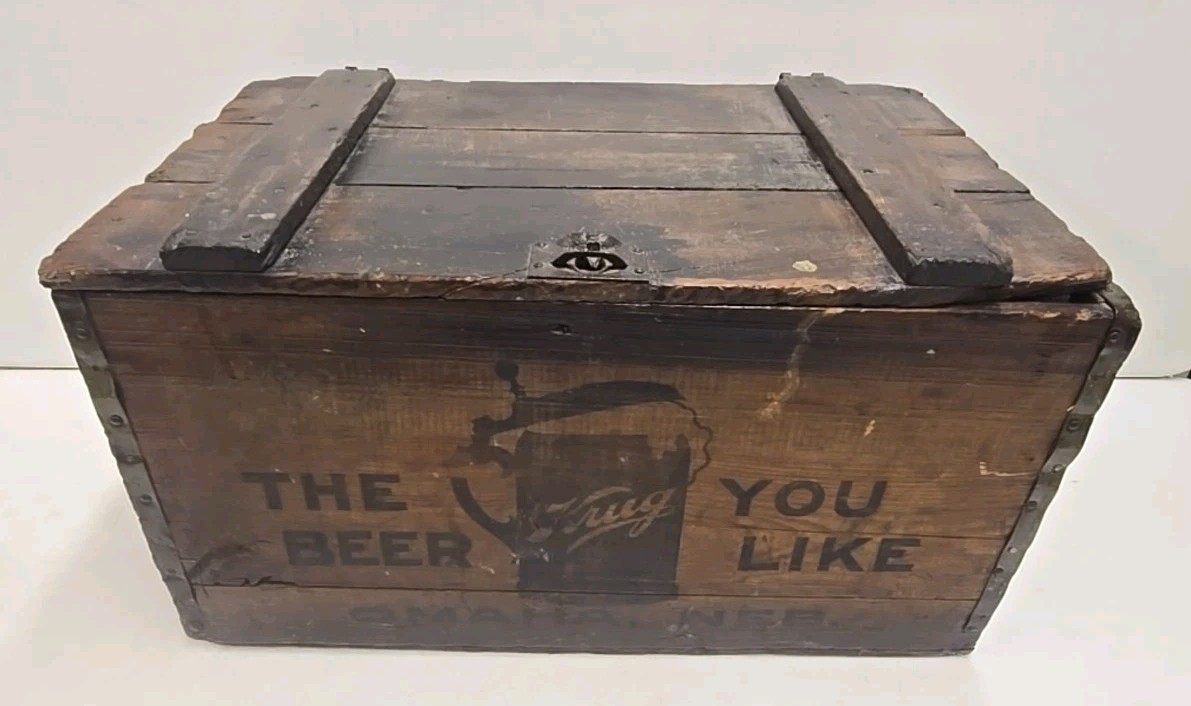 Antique Pre-Pro Fred Krug Beer Omaha Nebraska Advertising 24oz Bottle Crate Antique Pre-Pro Fred Krug Beer Omaha Nebraska Advertising 24oz Bottle Crate
