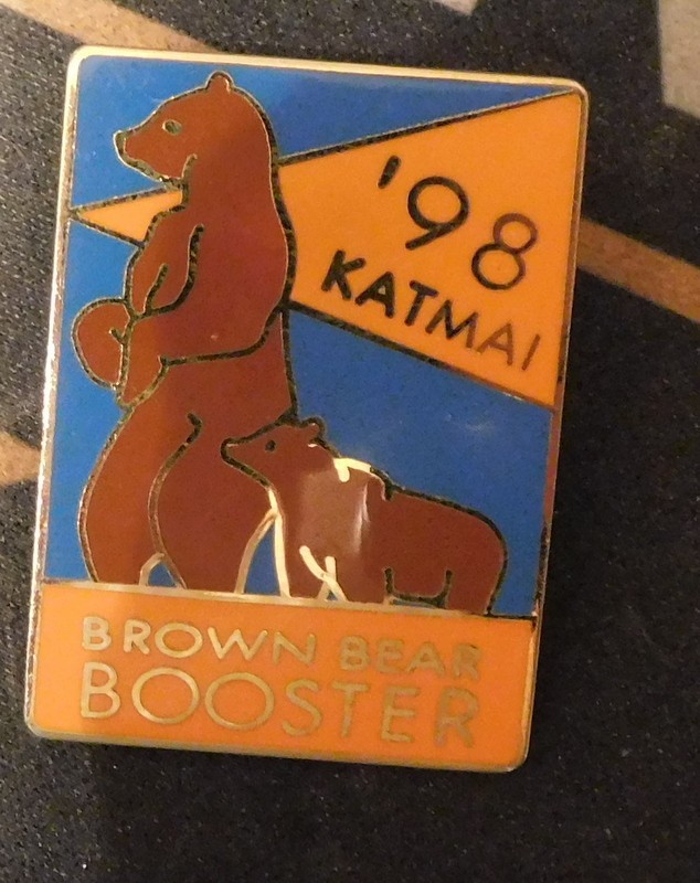 Alaska Katmai National Park 1998 Brown Bear Booster Award Lapel Pin Brooks Camp Alaska Katmai National Park 1998 Brown Bear Booster Award Lapel Pin Brooks Camp