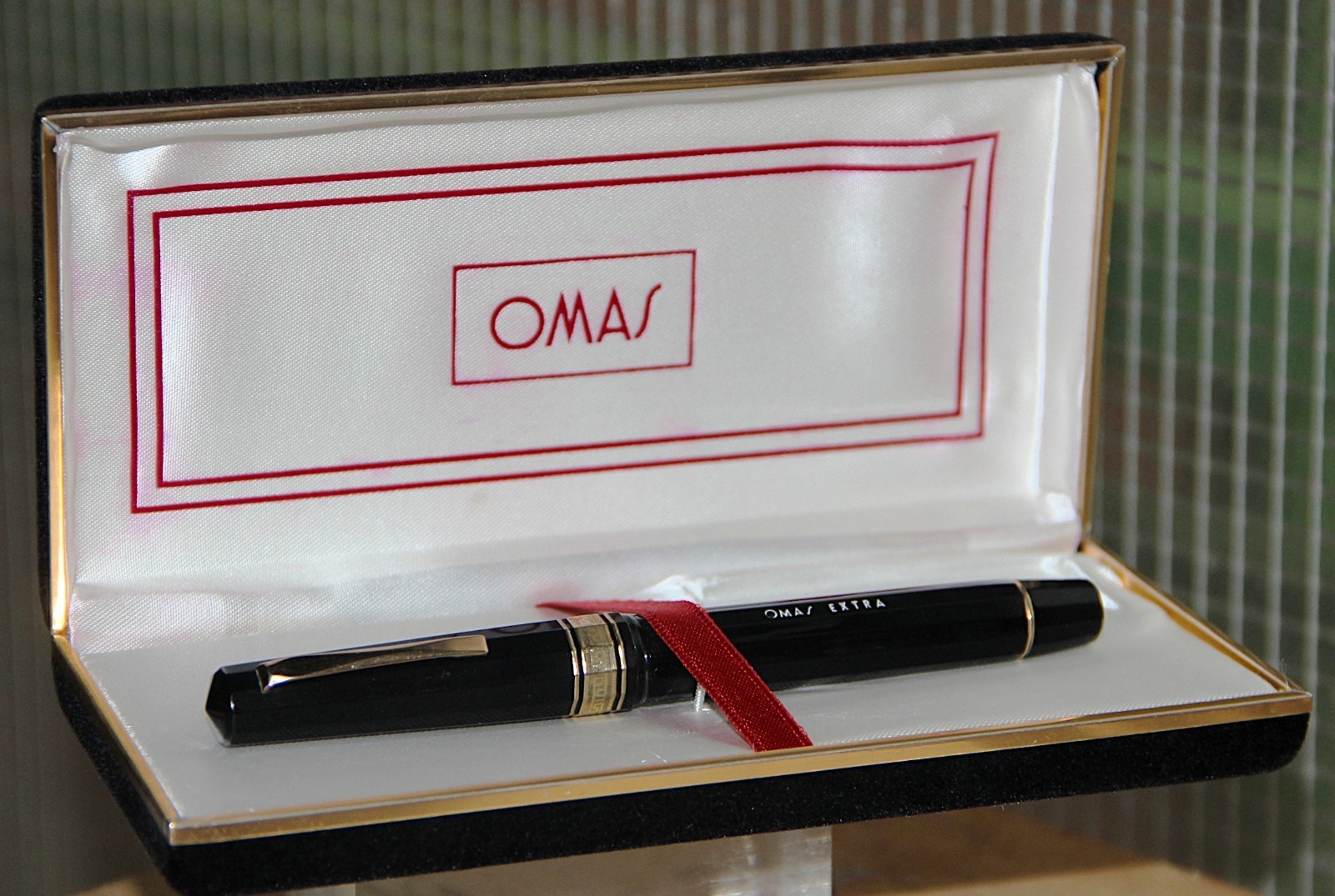 OMAS EXTRA PARAGON FOUNTAIN PEN