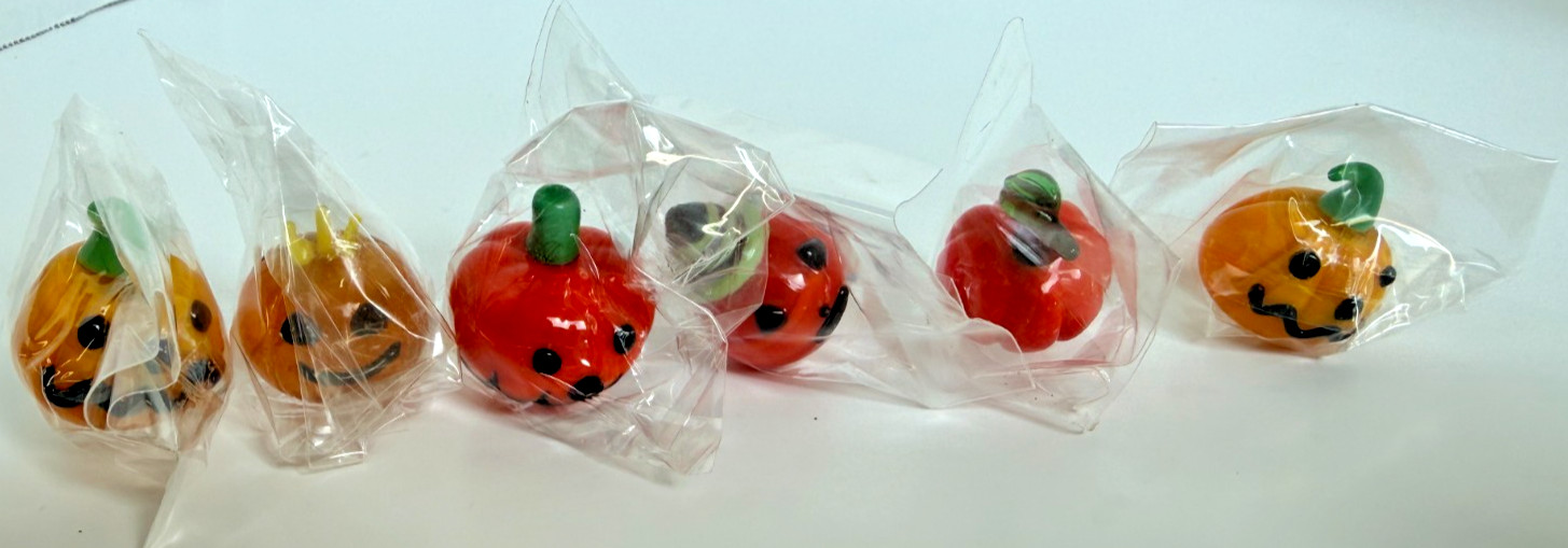 Mixed Set of 6 Mini Miniature Glass Pumpkin/Jack-O-Lantern Figurines Approx 3/4 Mixed Set of 6 Mini Miniature Glass Pumpkin/Jack-O-Lantern Figurines Approx 3/4