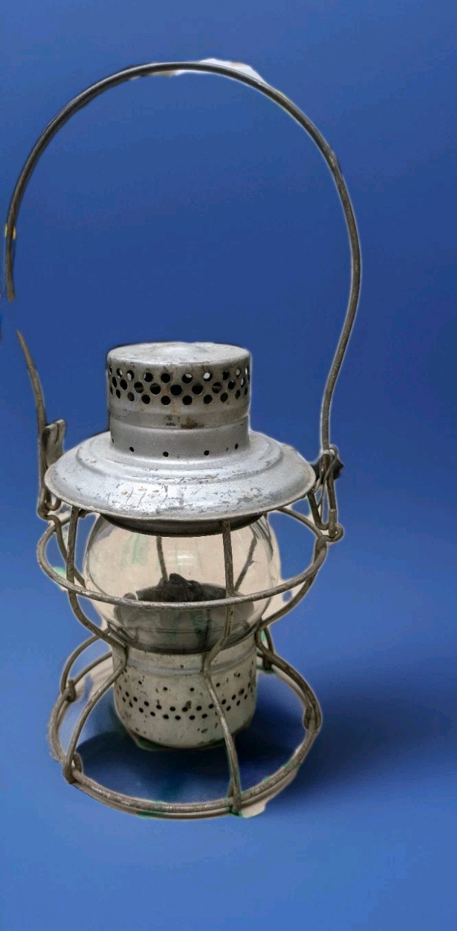 Vintage Handlan St. Louis R&R Railroad Clear Cast Globe Lantern Vintage Handlan St. Louis R&R Railroad Clear Cast Globe Lantern