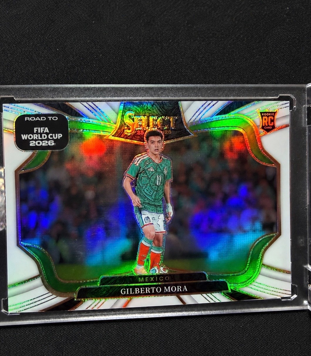 Gilberto Mora RC /20 - White Field Level Panini Select World Cup 2026 Mexico