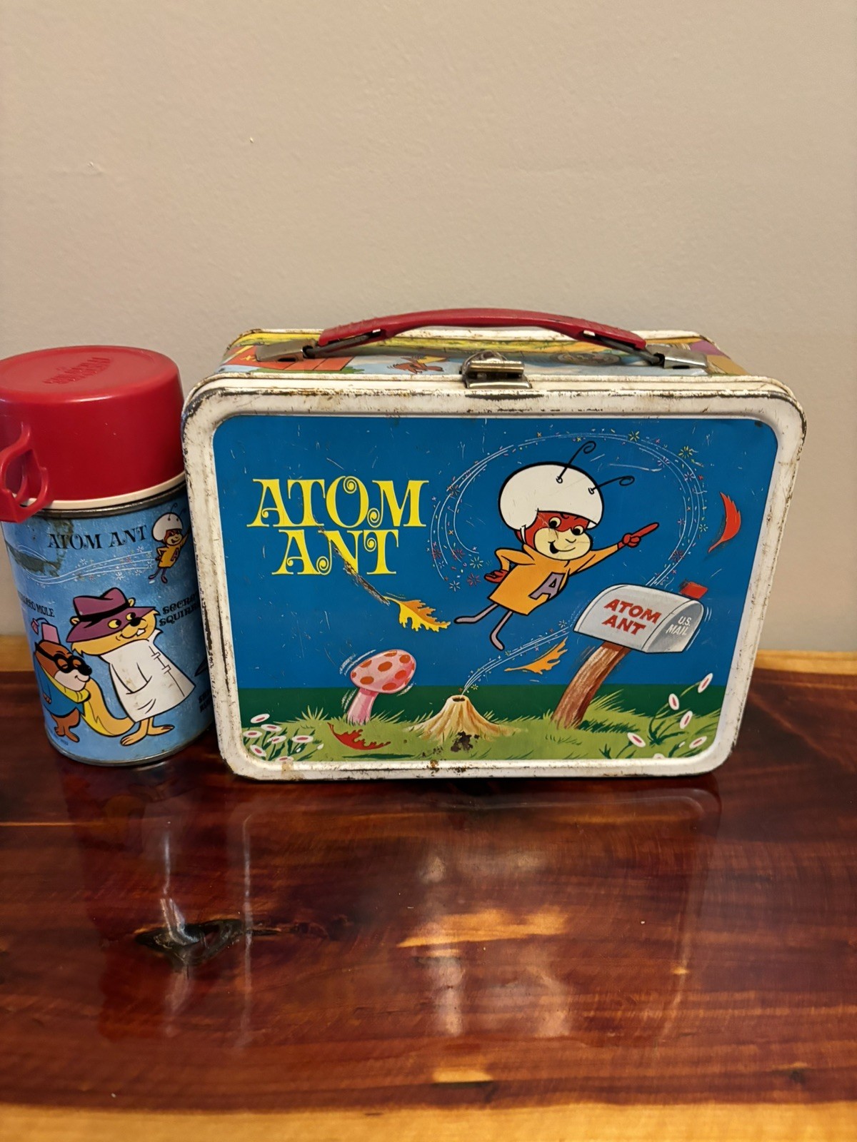Vintage 1966 Atom Ant/Secret Squirrel  Lunch Box with Termos